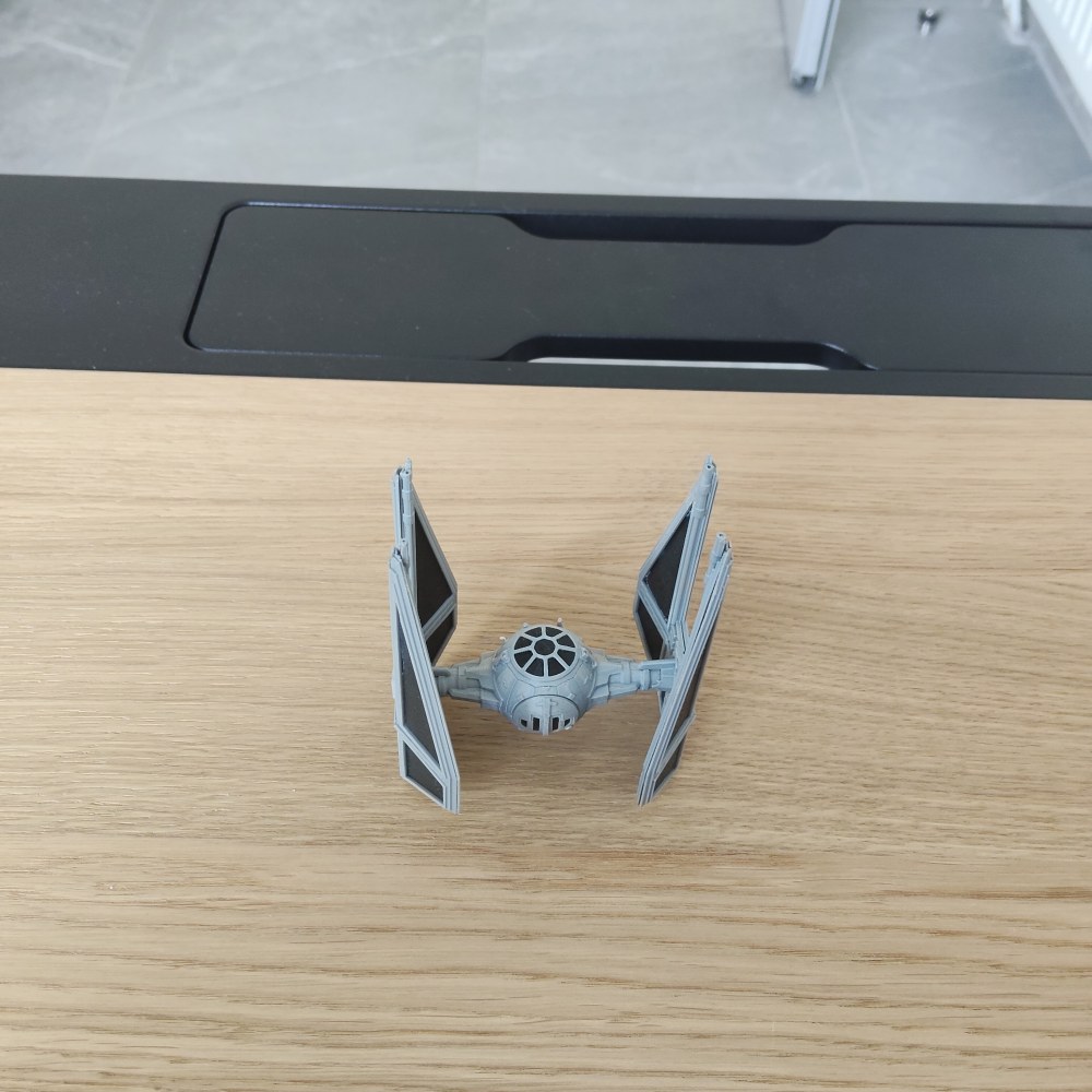 Tęczowa wieża Eiffla figurka 3D