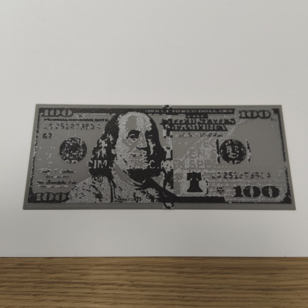 Dekoracyjny księżyc z chmurkami na biurko