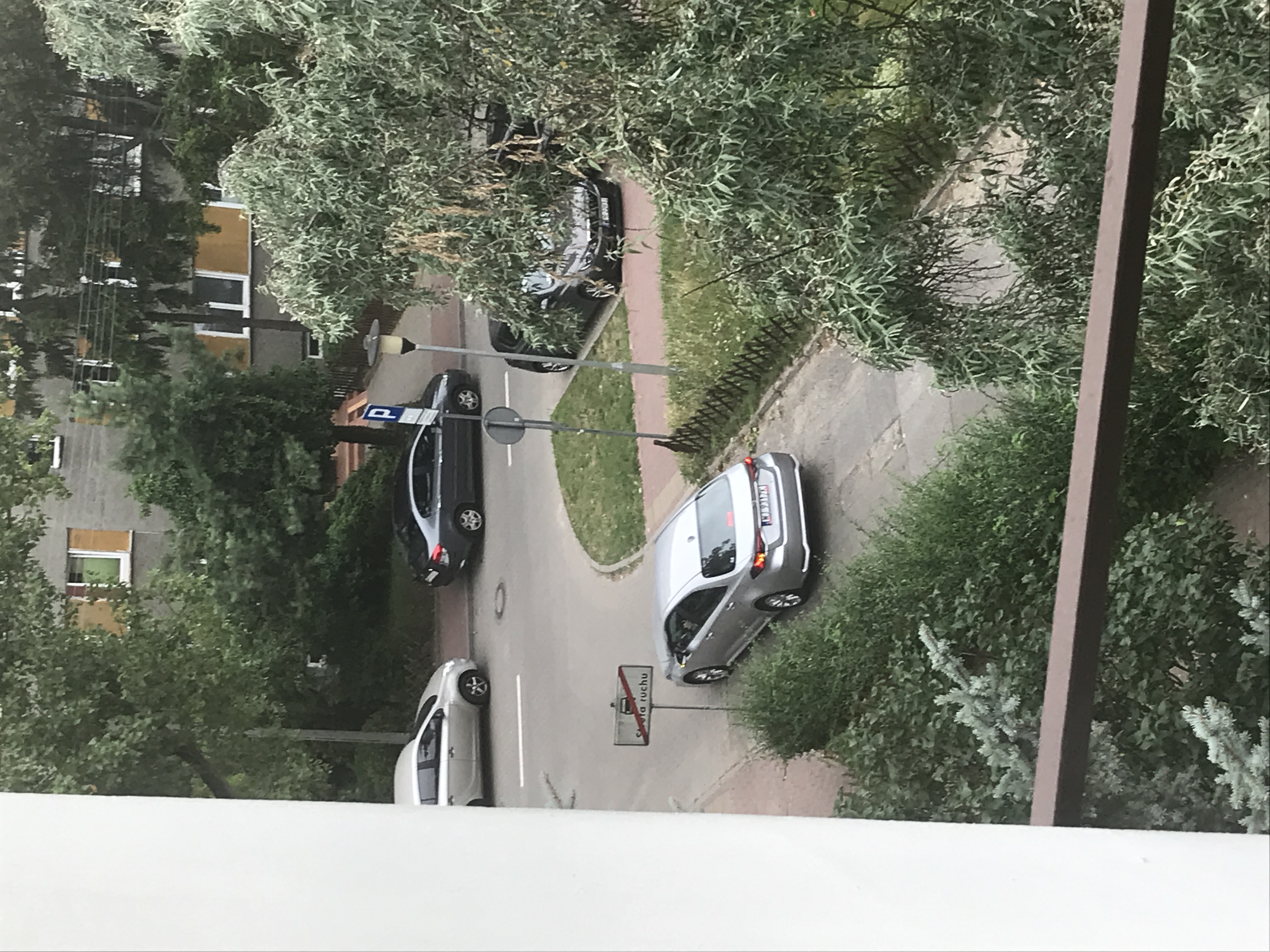 Skradziono pojazd o numerach rejestracyjnych WJ5317K