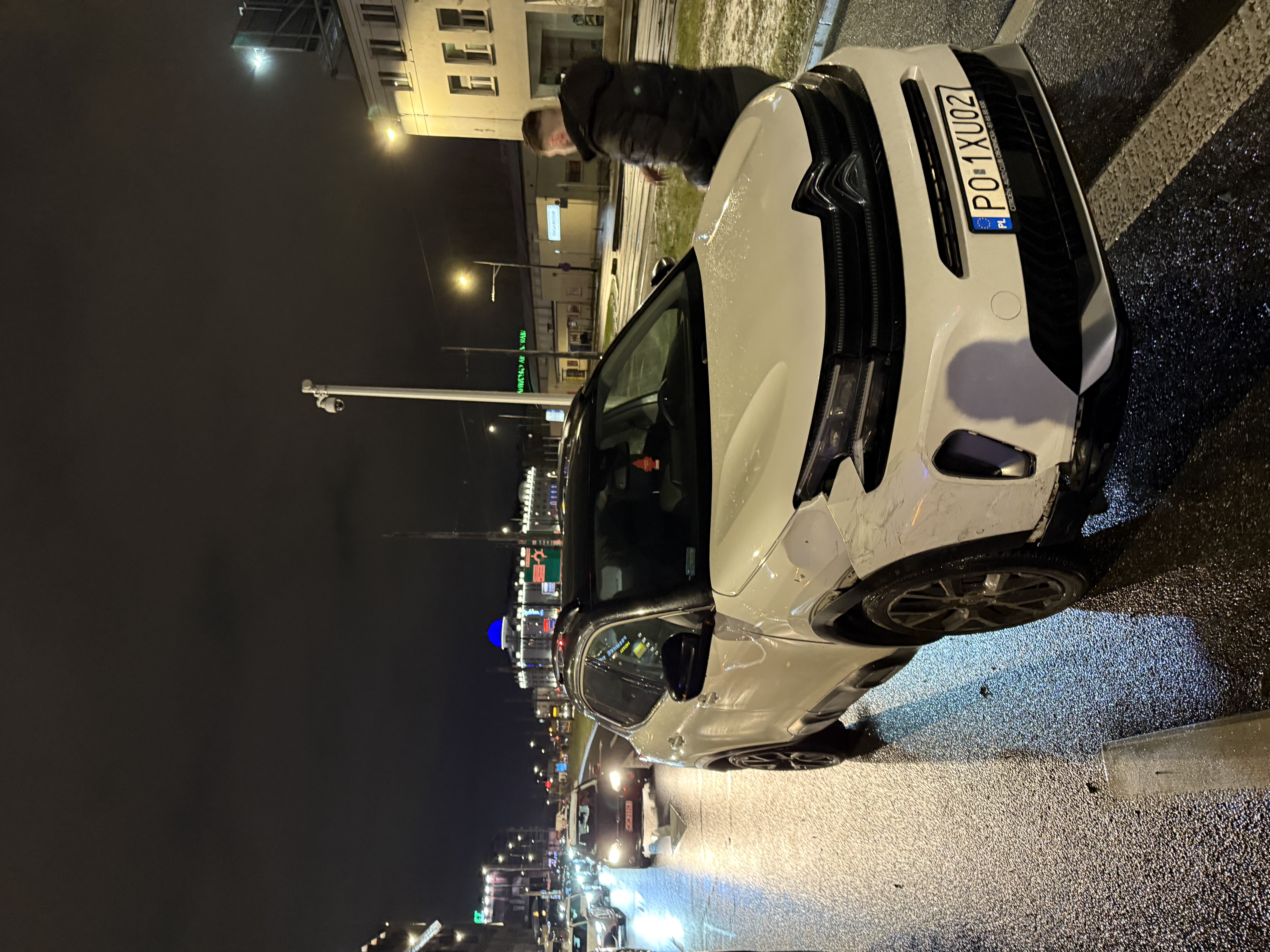 Pojazd o numerach PO1XU02 uczestniczył w wypadku