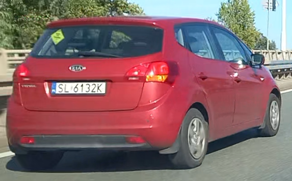 Pirat drogowy w pojeździe o numerach rejestracyjnych SL6132K