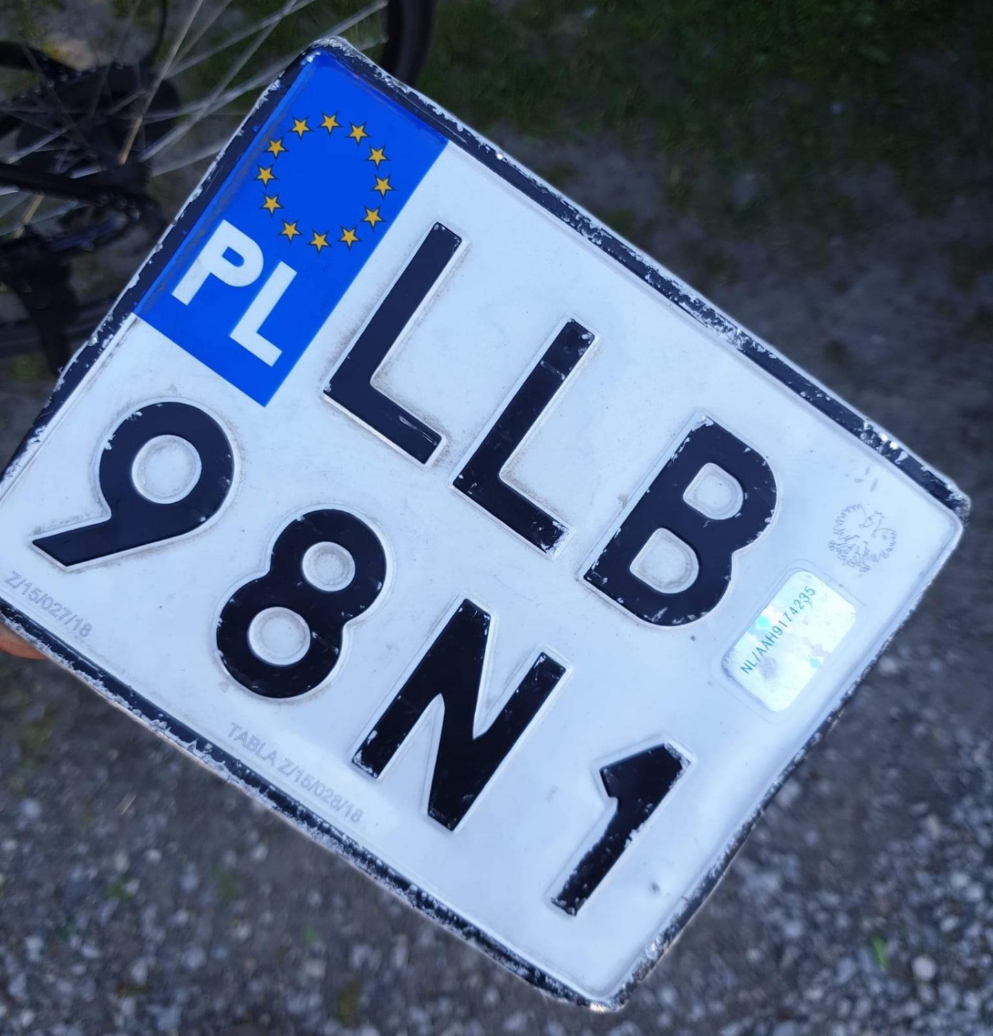 Tablice znaleziono na trasie Firlej - Kock w weekend majowy. Zguba znajduję się w miejscowości Bykowszczyzna ...