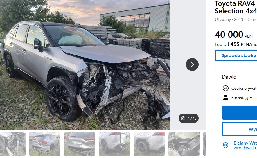 uszkodzony przód + poduszki + tył prawy