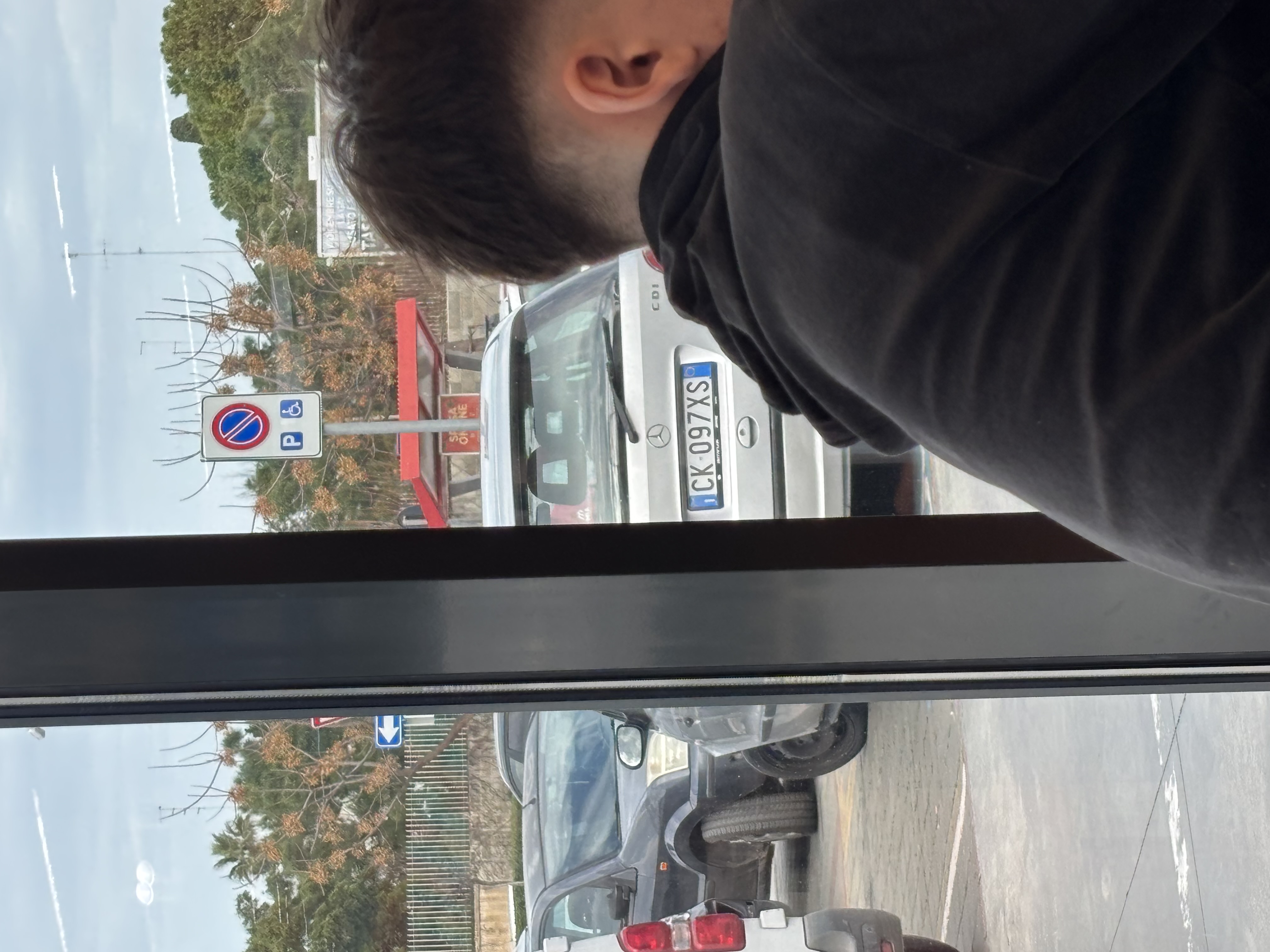 Mistrz parkowania w pojeździe o numerach CK097XS