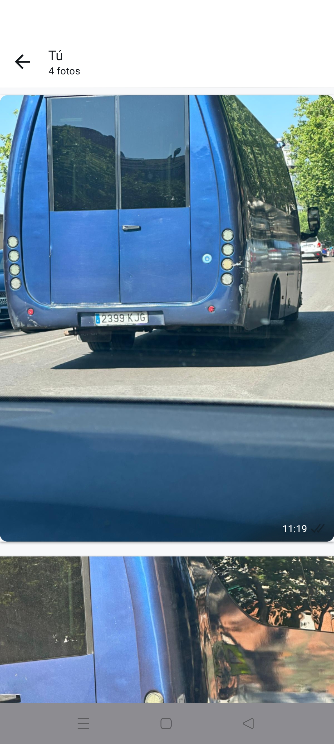 Éste conductor me ha dejado el coche hecho polvo y se ha ido sin decir nada