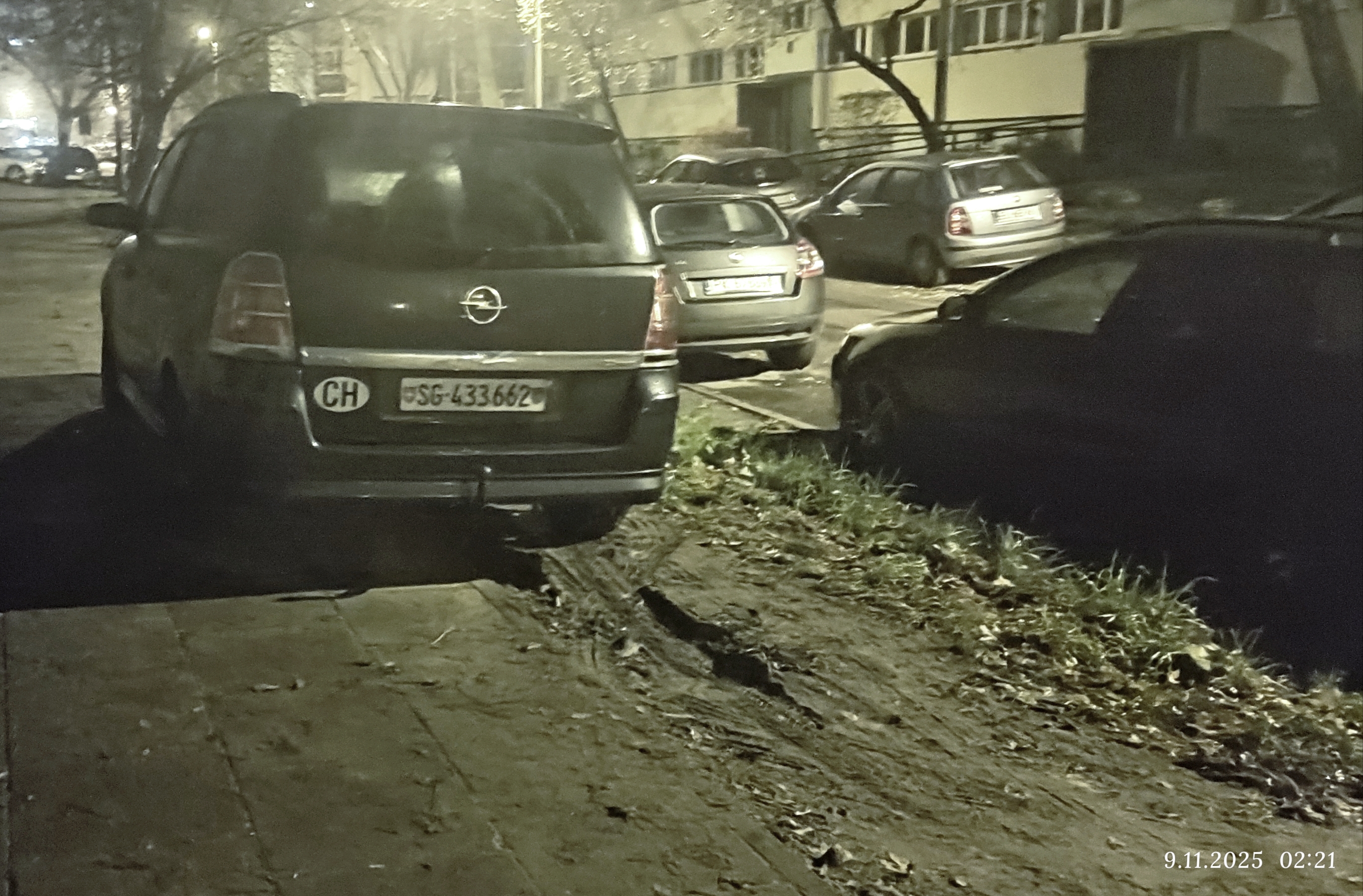 Mistrz parkowania w pojeździe o numerach SG433662