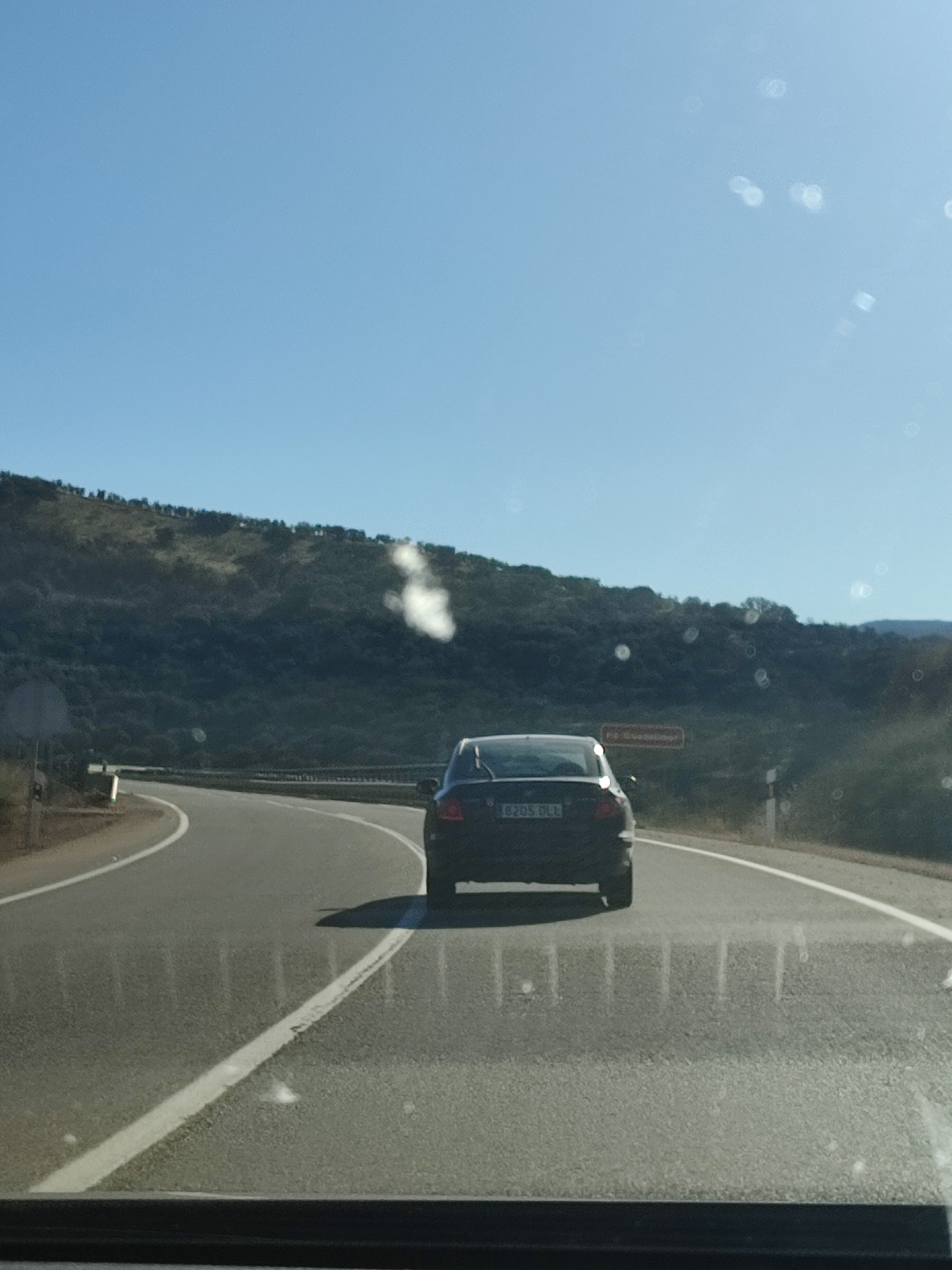 Pirat drogowy w pojeździe o numerach rejestracyjnych 8205DLL