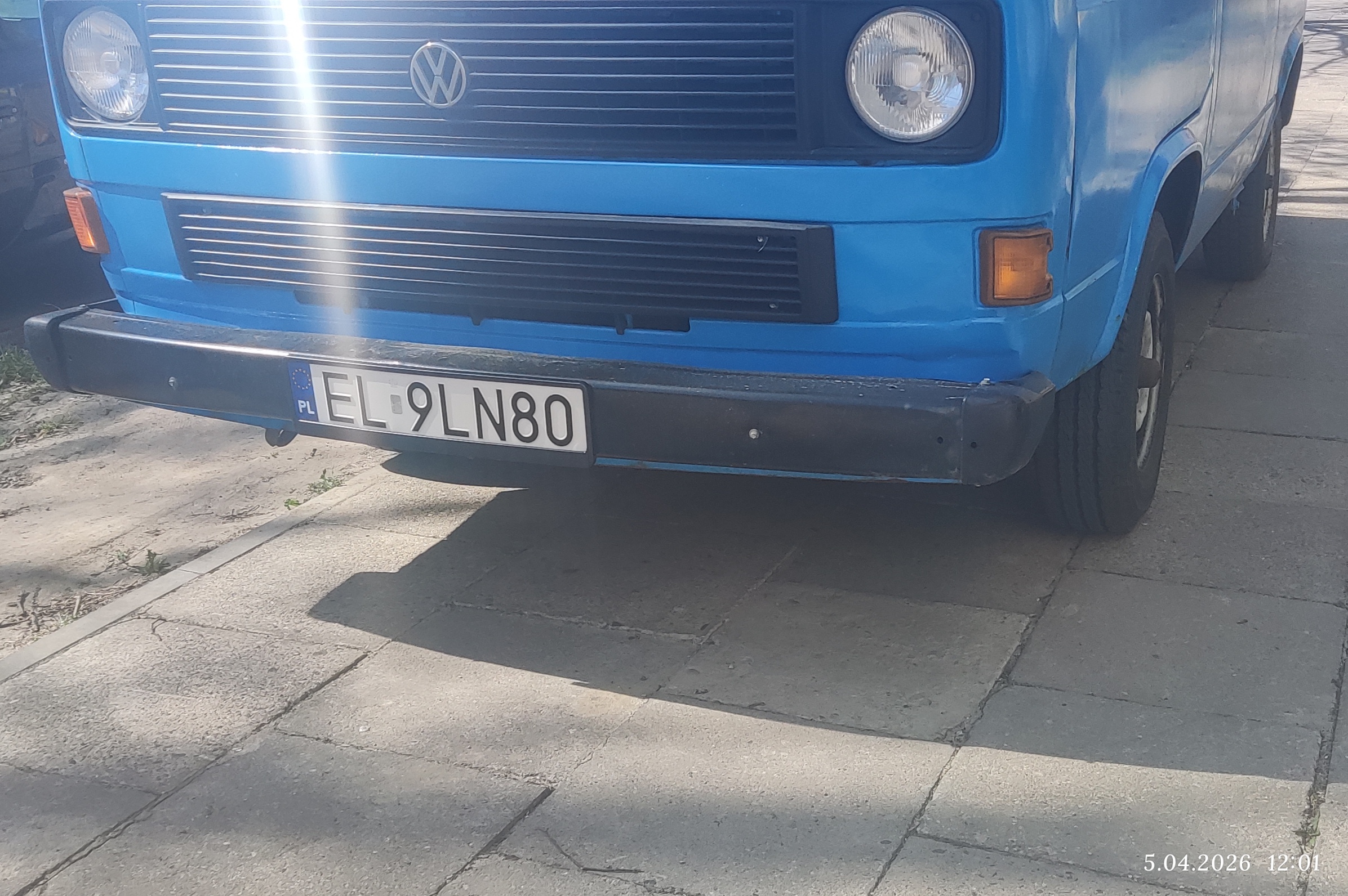 Mistrz parkowania w pojeździe o numerach EL9LN80