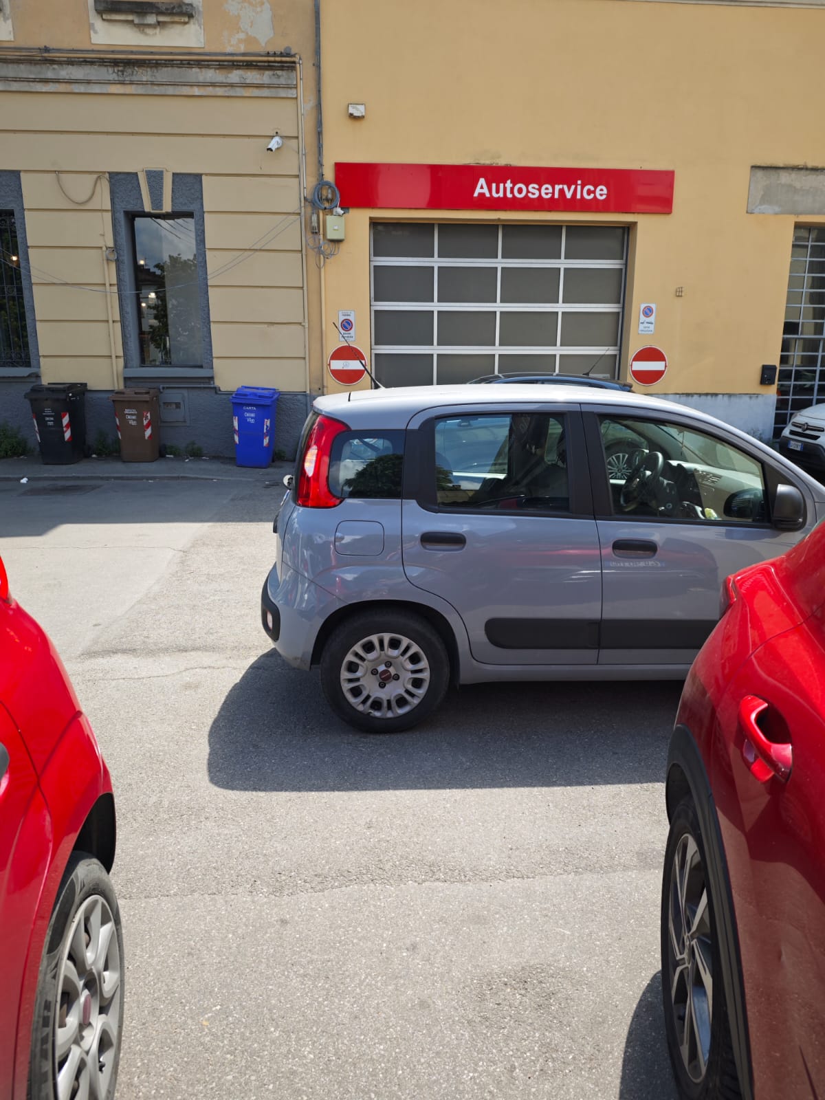 Mistrz parkowania w pojeździe o numerach FS830KB