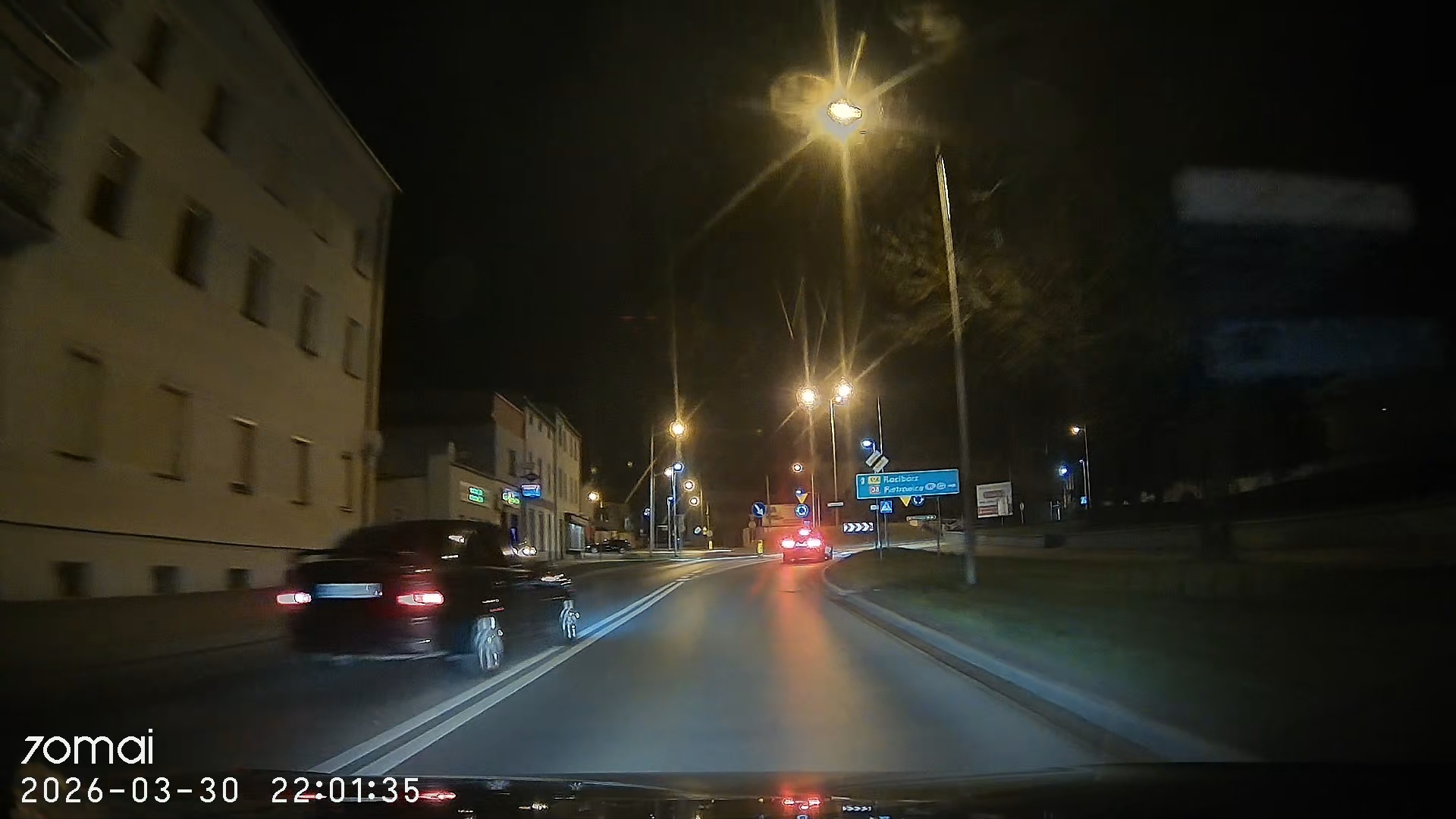 Pirat drogowy w pojeździe o numerach rejestracyjnych OGLHL01