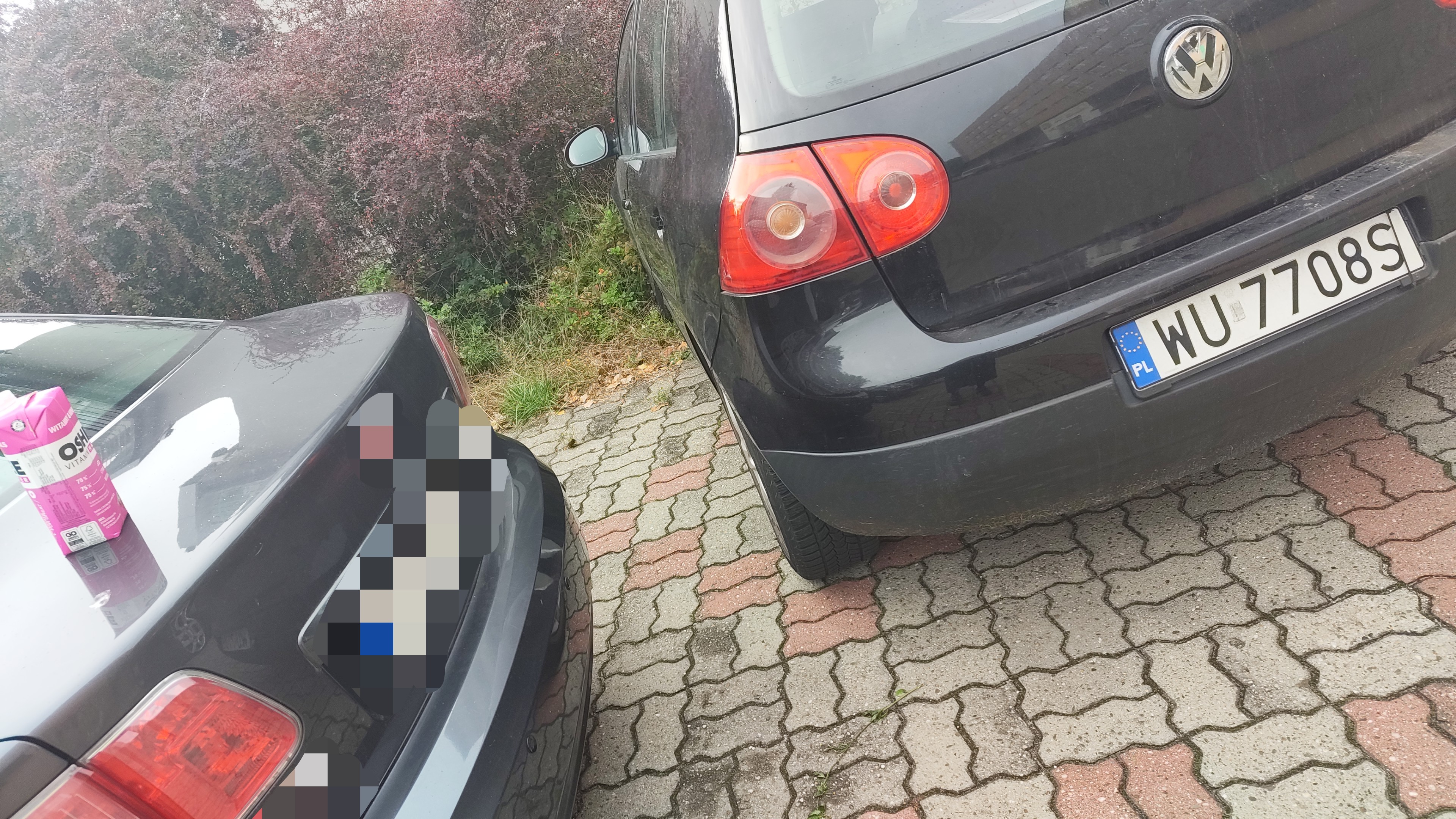 Mistrz parkowania w pojeździe o numerach WU7708S