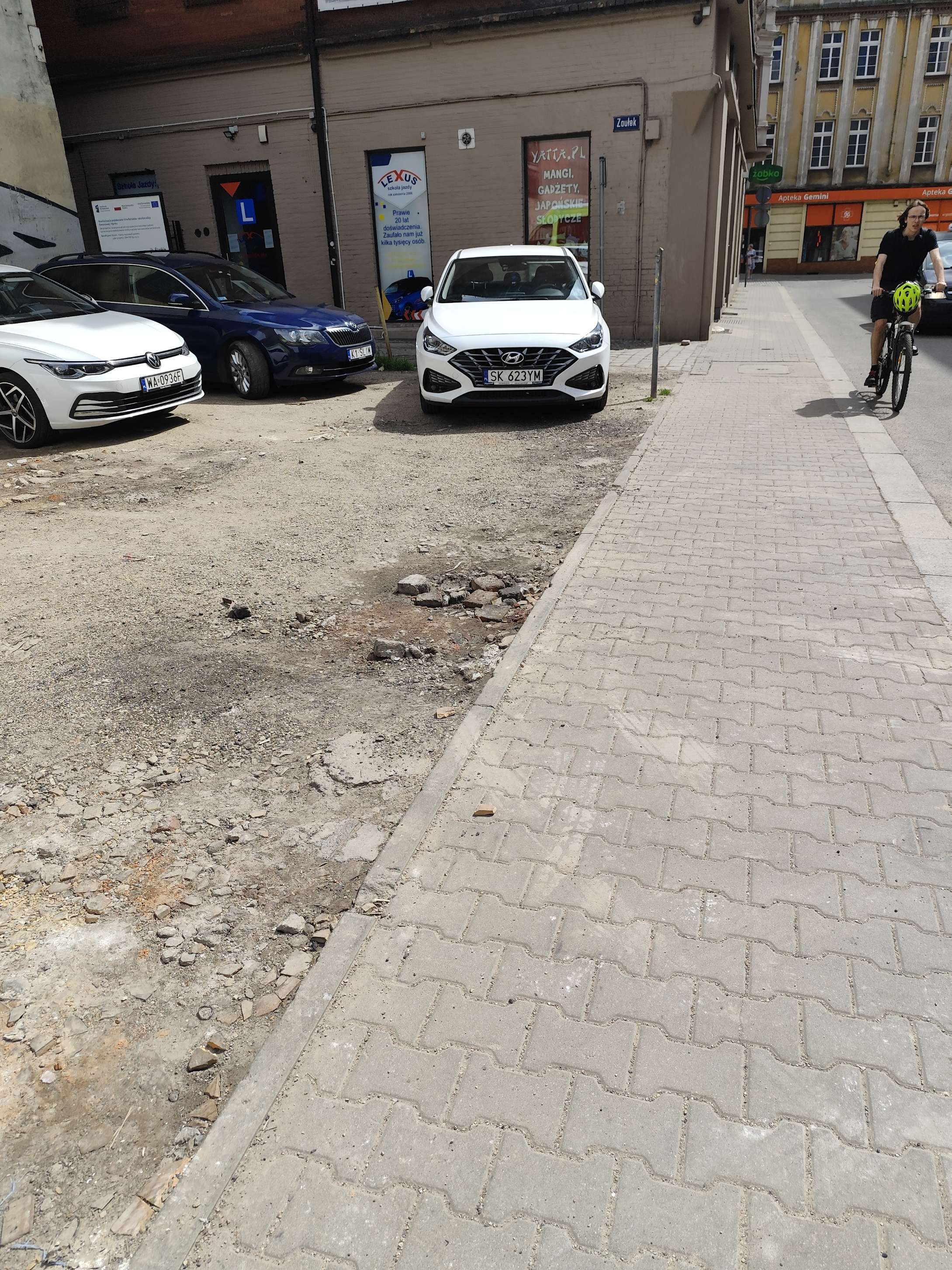 Mistrz parkowania w pojeździe o numerach SK623YM