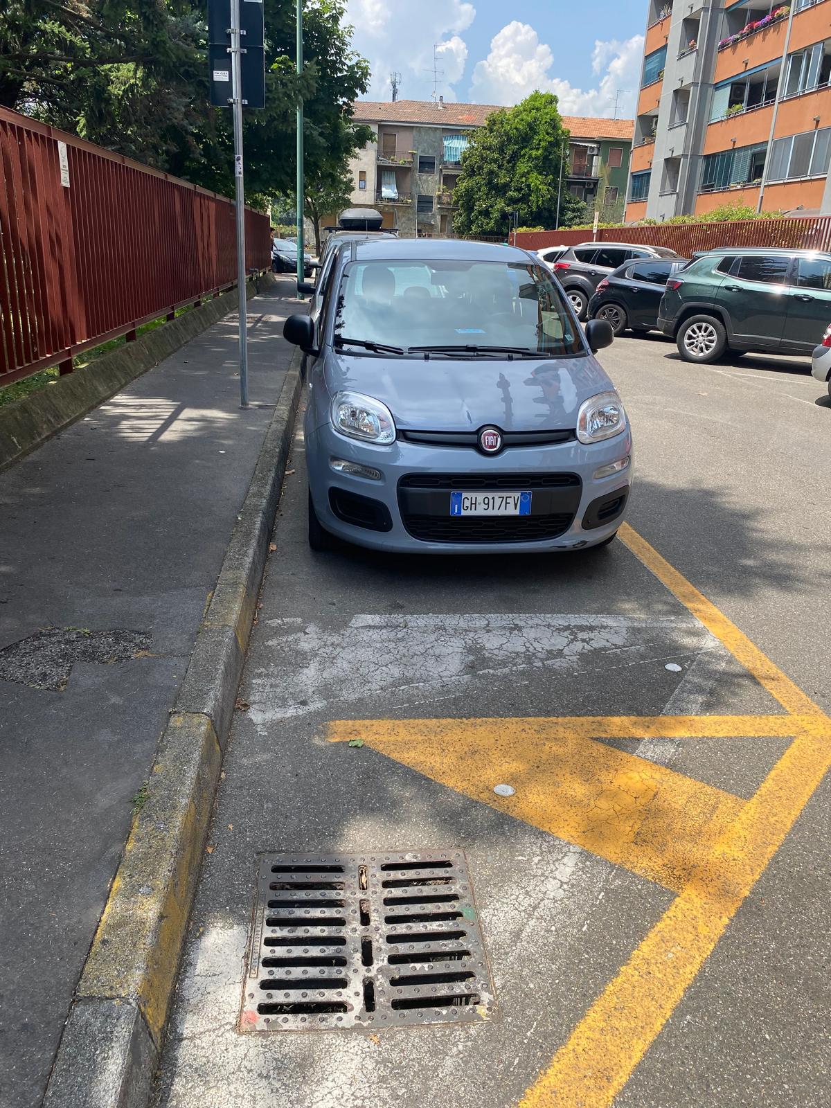 Mistrz parkowania w pojeździe o numerach GH917FV