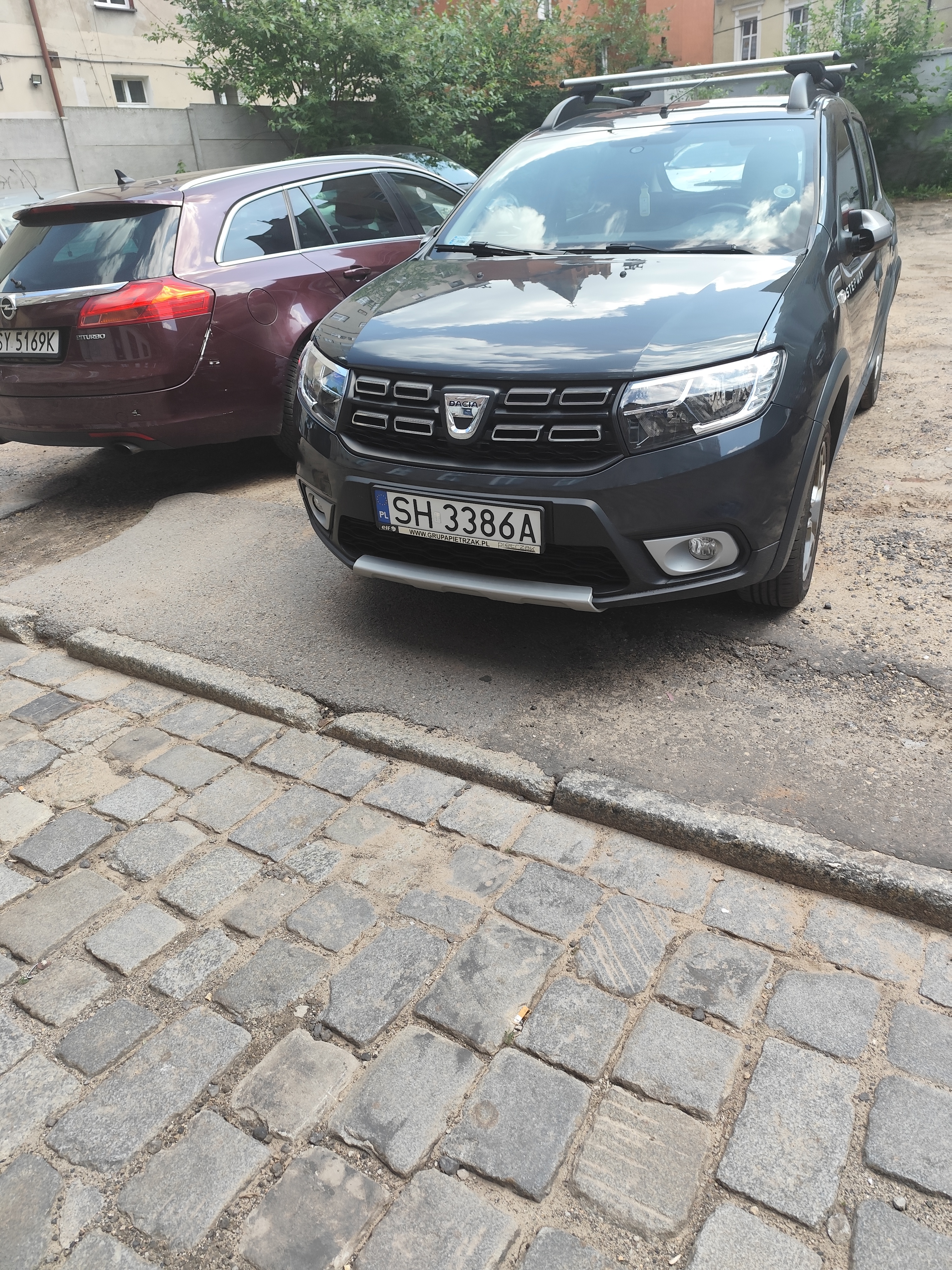 Mistrz parkowania w pojeździe o numerach SH3386A