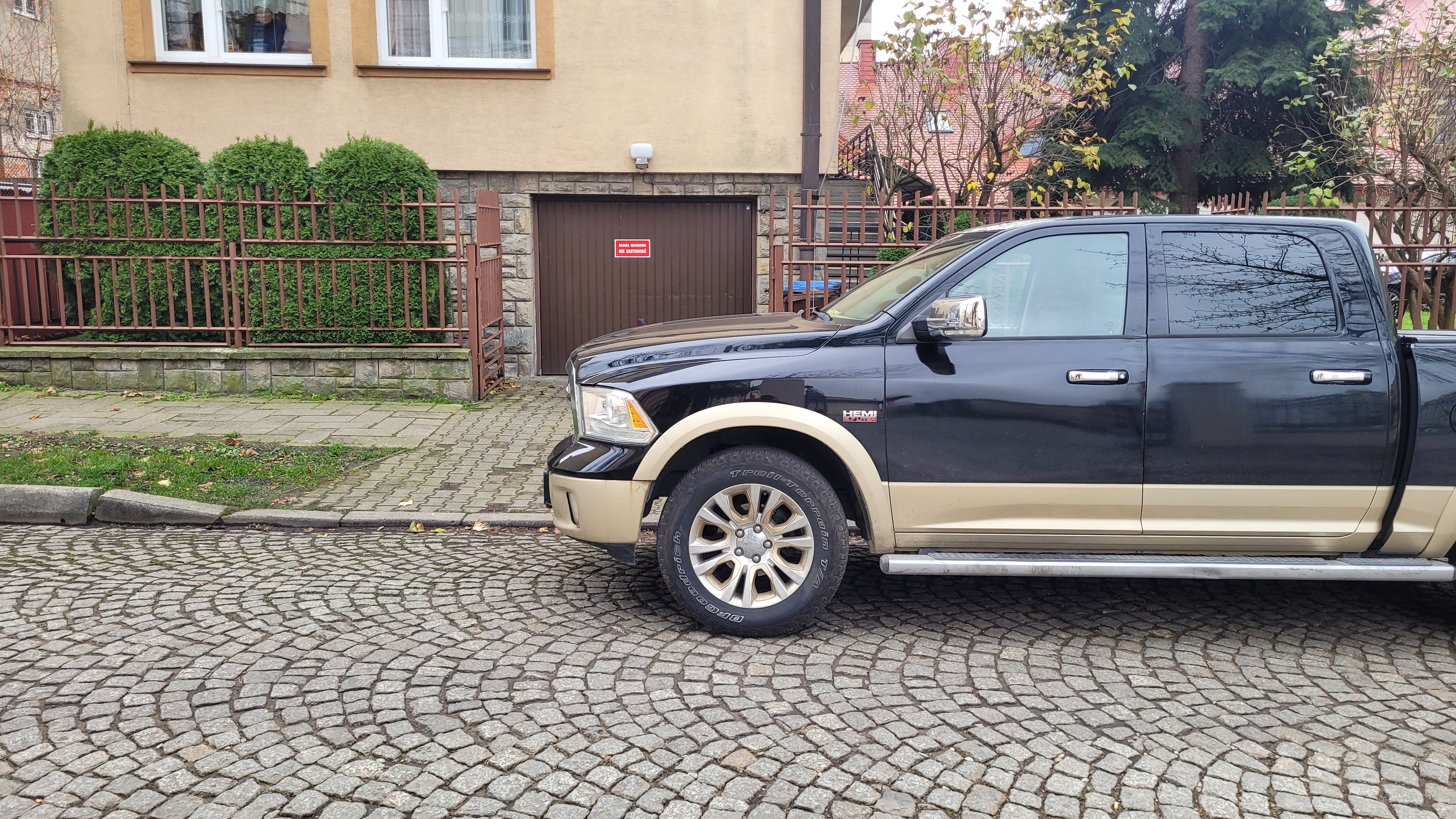 Mistrz parkowania w pojeździe o numerach K3AK