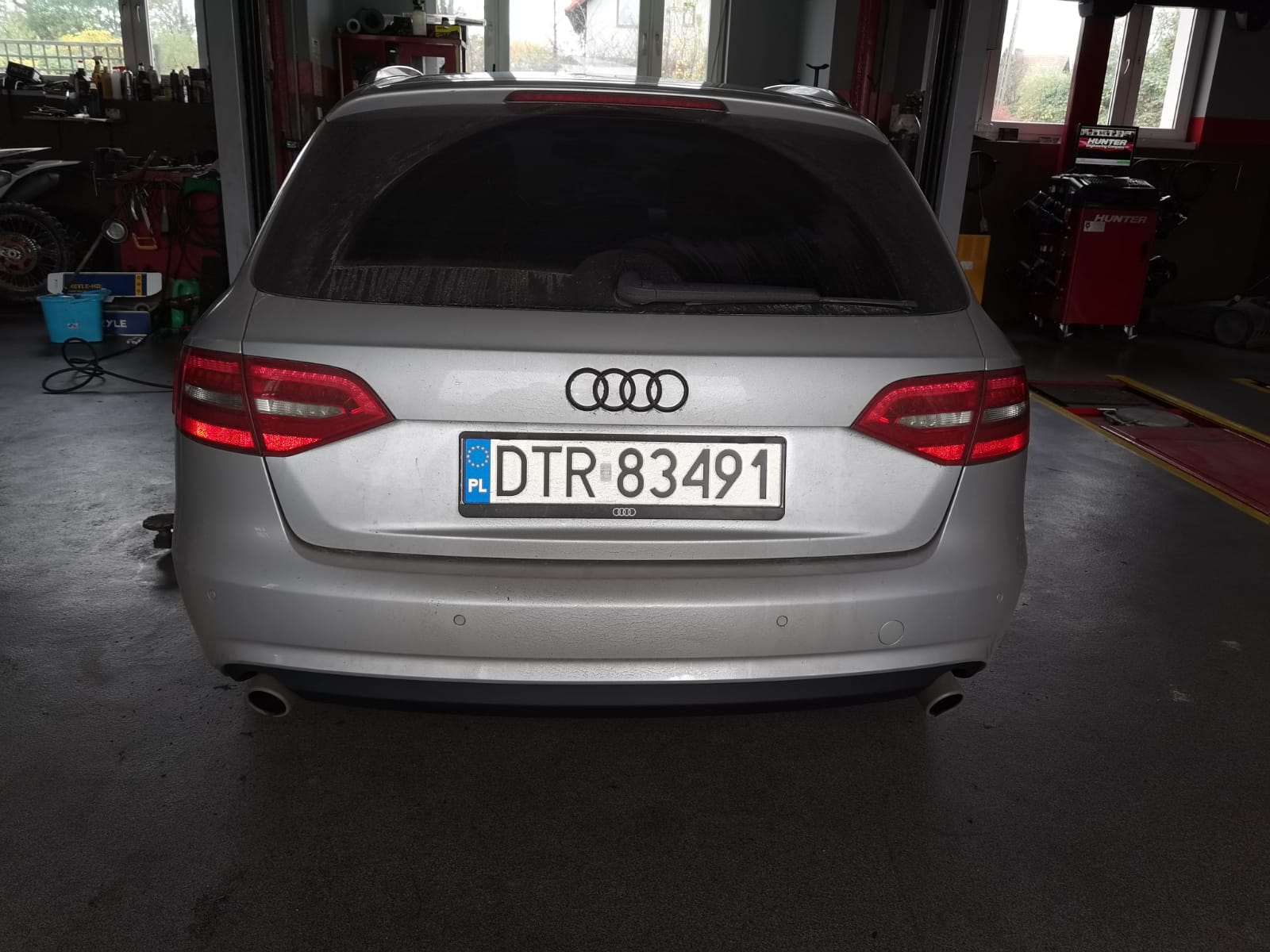 Witam z dnia 19.02 na 20.02 (prawdopodobnie w nocy) z osiedla został skradziony samochód z osiedla ...