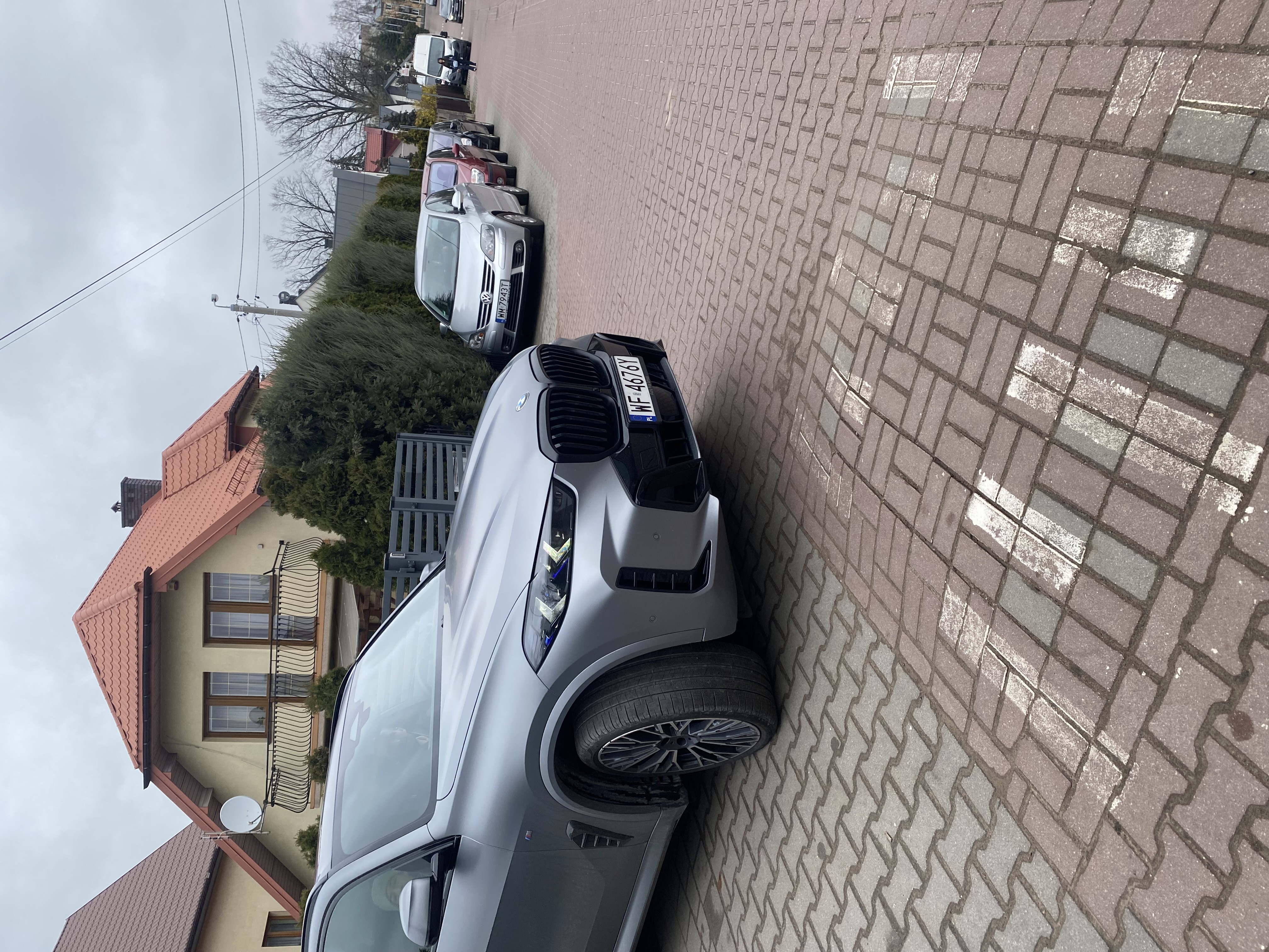 Pirat drogowy w pojeździe o numerach rejestracyjnych WF4676Y