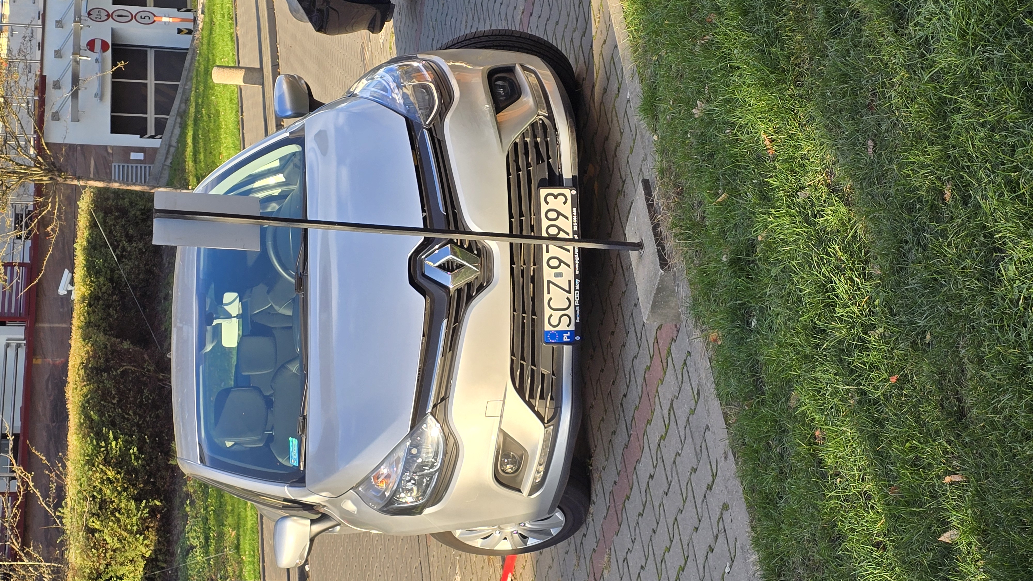 Mistrz parkowania w pojeździe o numerach SCZ97993