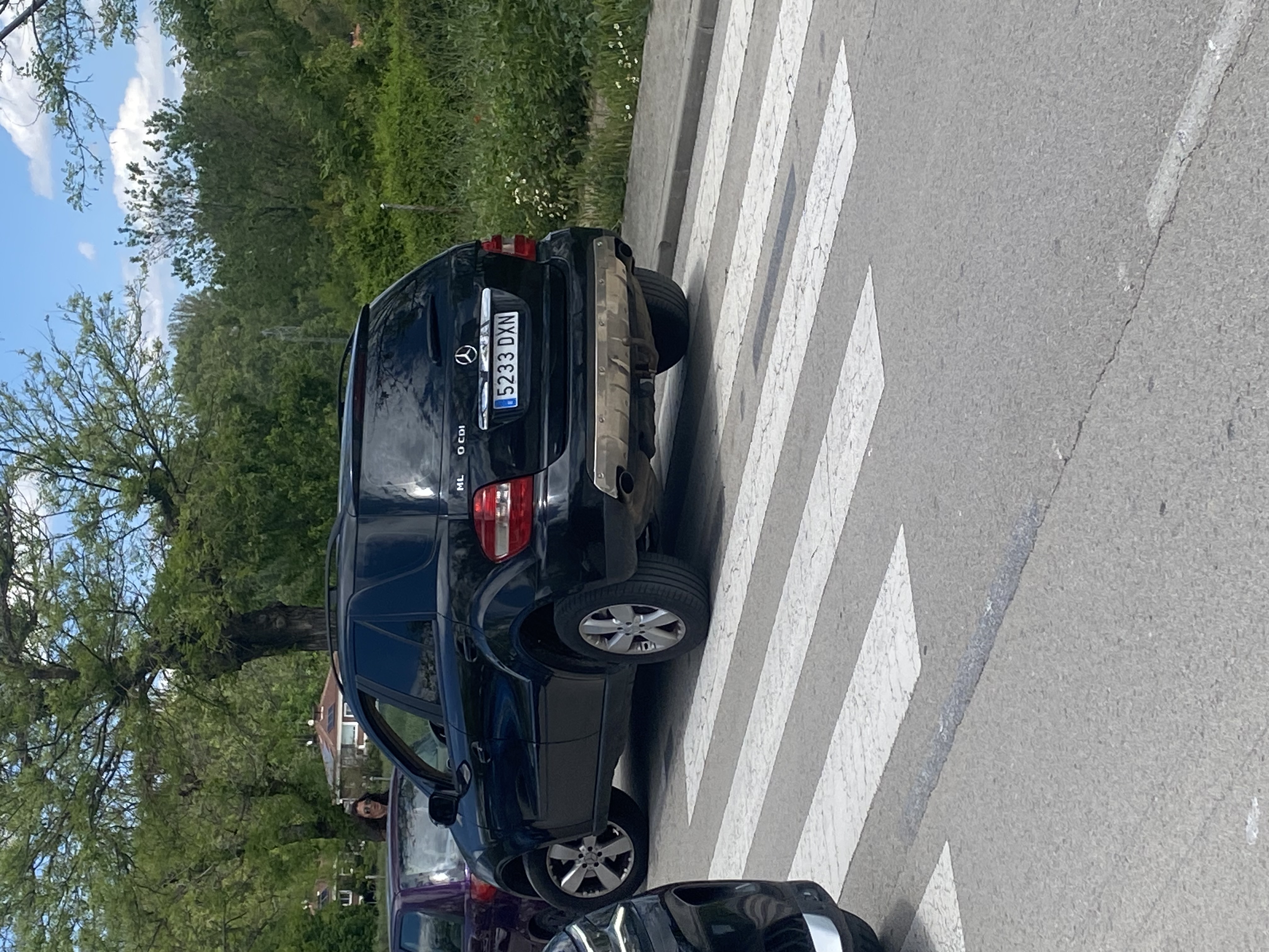 Mistrz parkowania w pojeździe o numerach 5233DXN