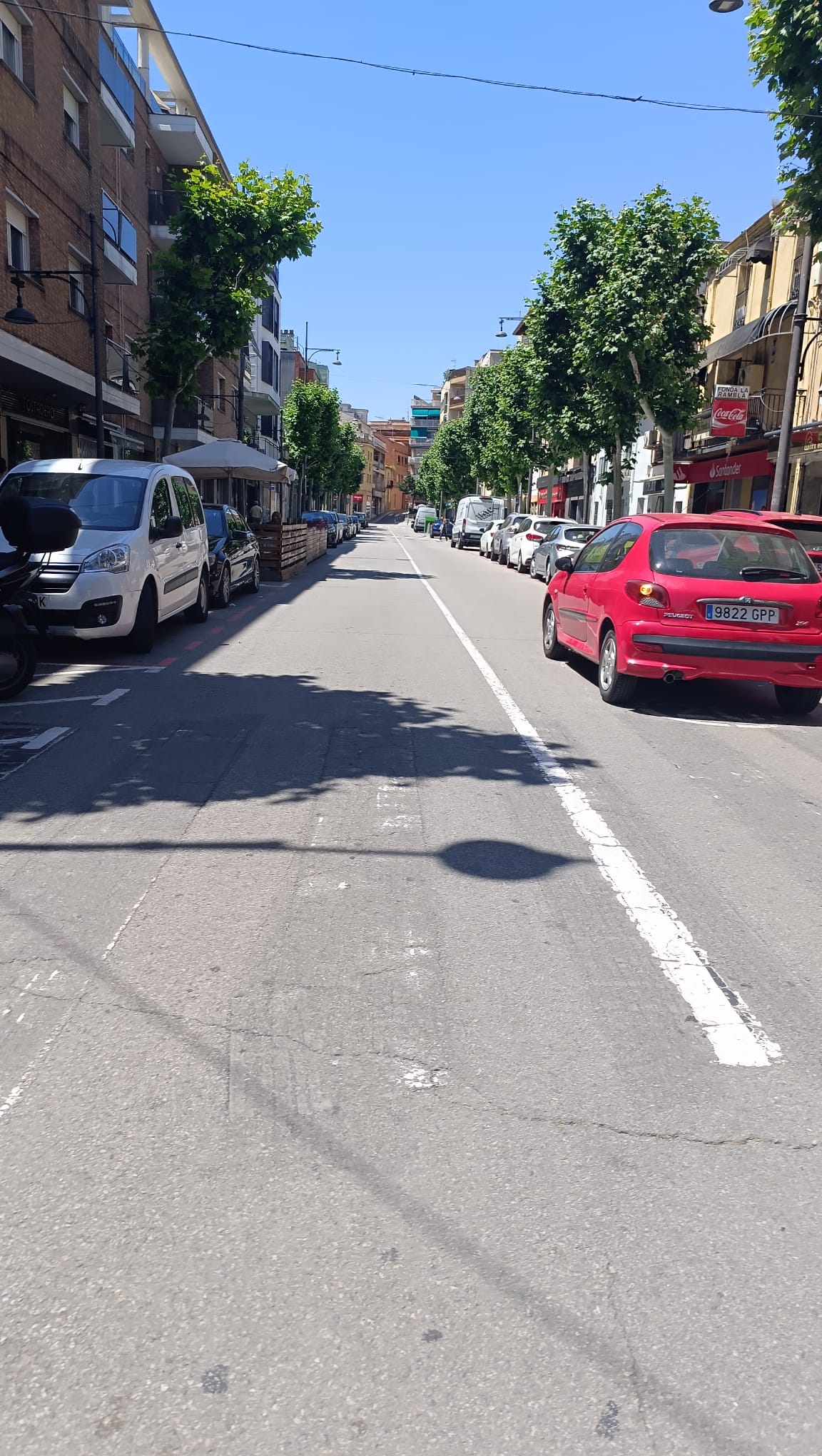 Siempre lo he visto corriendo a toda pastilla y ahora me lo encuentro en medio de la calle