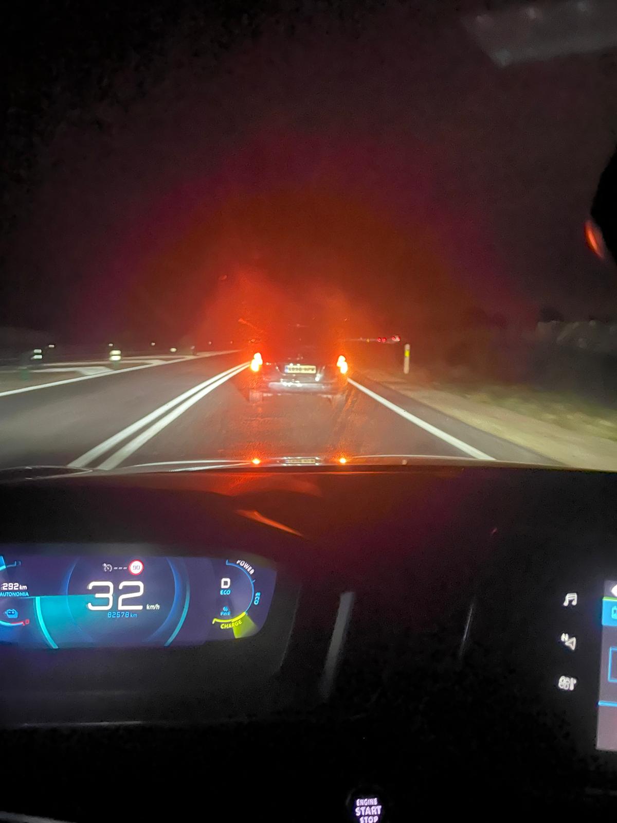 Pirat drogowy w pojeździe o numerach rejestracyjnych 4898HPM