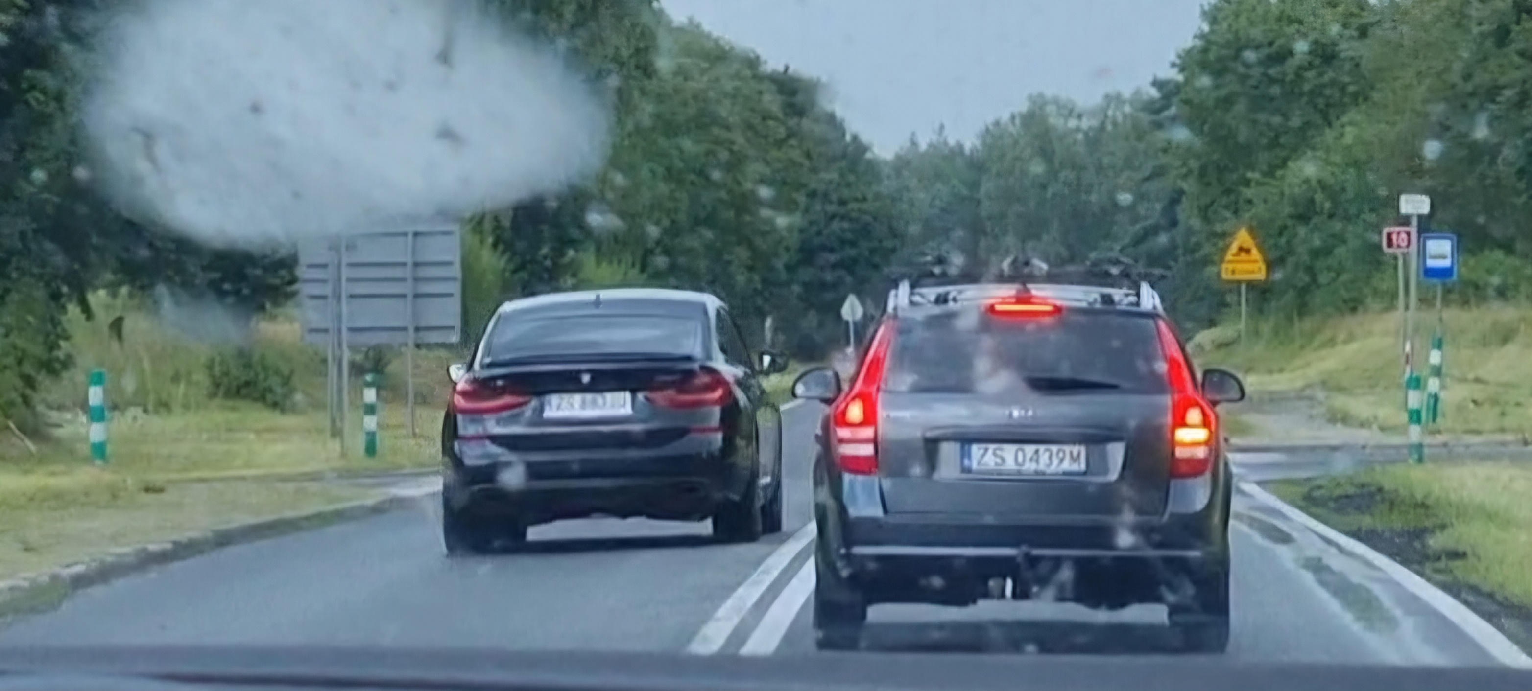 Pirat drogowy w pojeździe o numerach rejestracyjnych ZS883JU