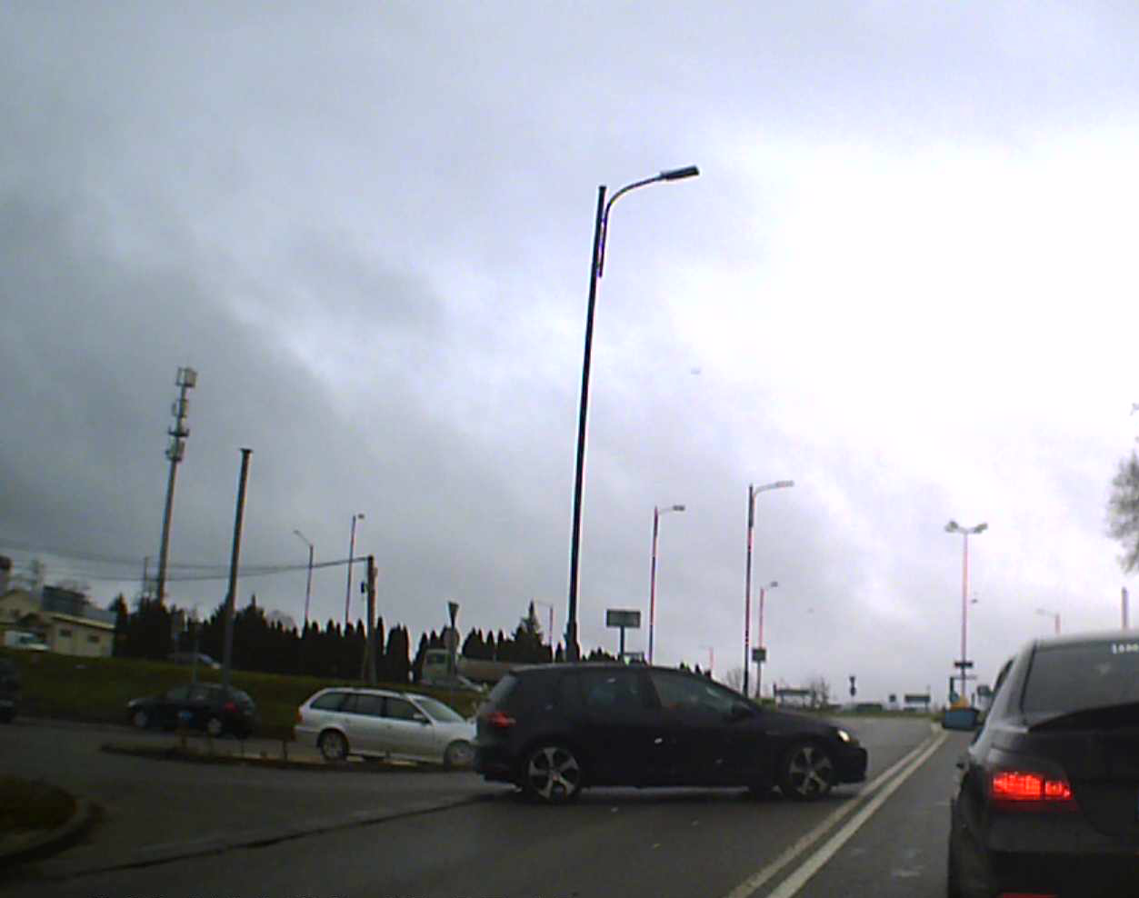 Pirat drogowy w pojeździe o numerach rejestracyjnych GD926SH