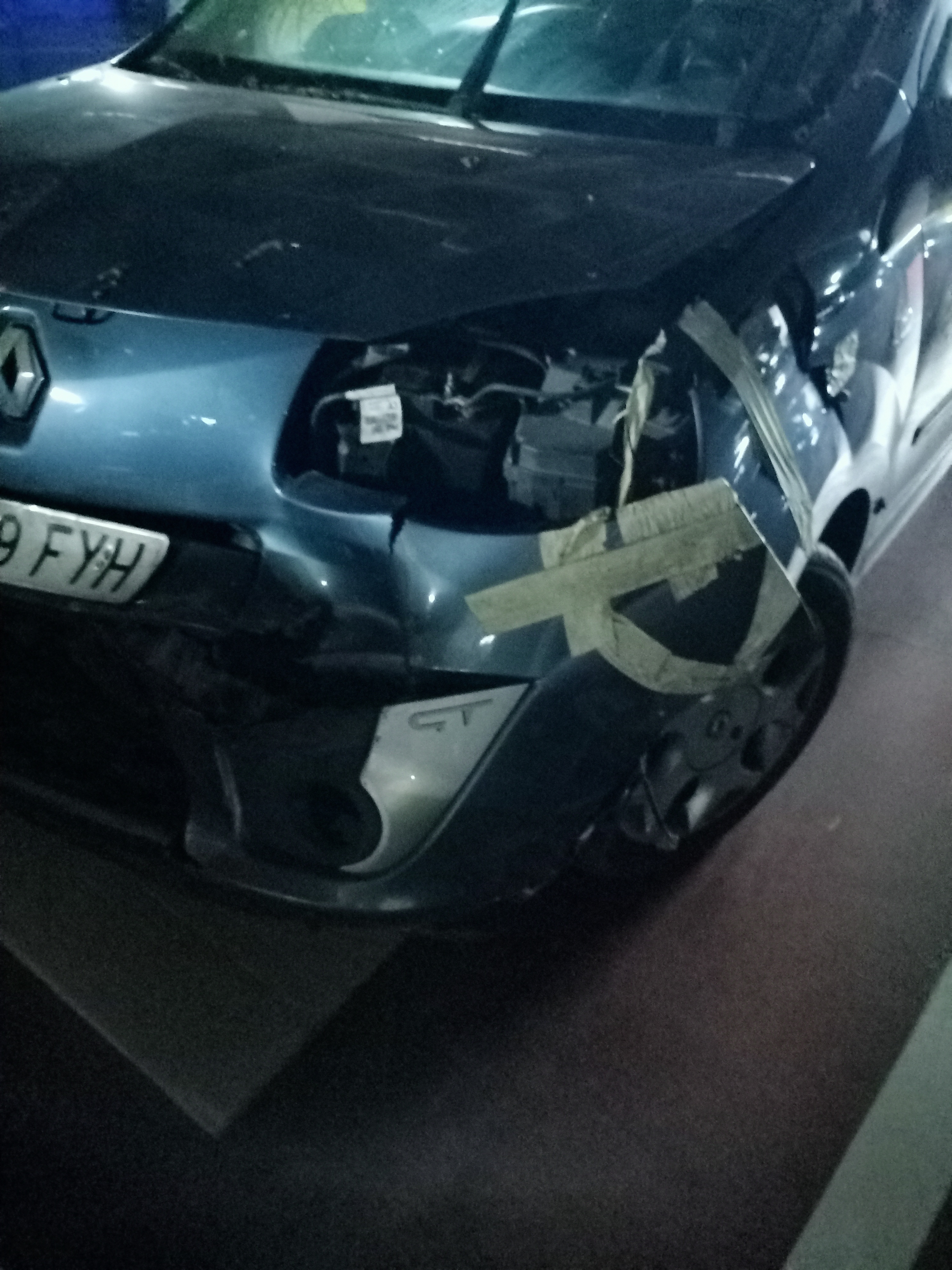 Mistrz parkowania w pojeździe o numerach 6629FYH