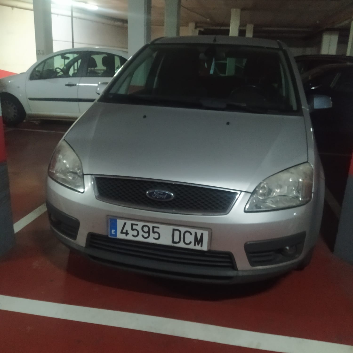 Mistrz parkowania w pojeździe o numerach 4595DCM
