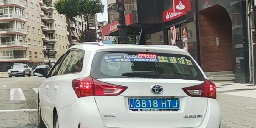 Pirat drogowy w pojeździe o numerach rejestracyjnych 3818HTJ