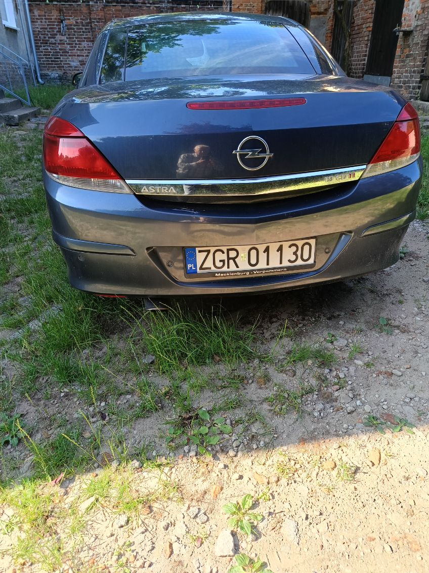 Mistrz parkowania w pojeździe o numerach ZGR01130