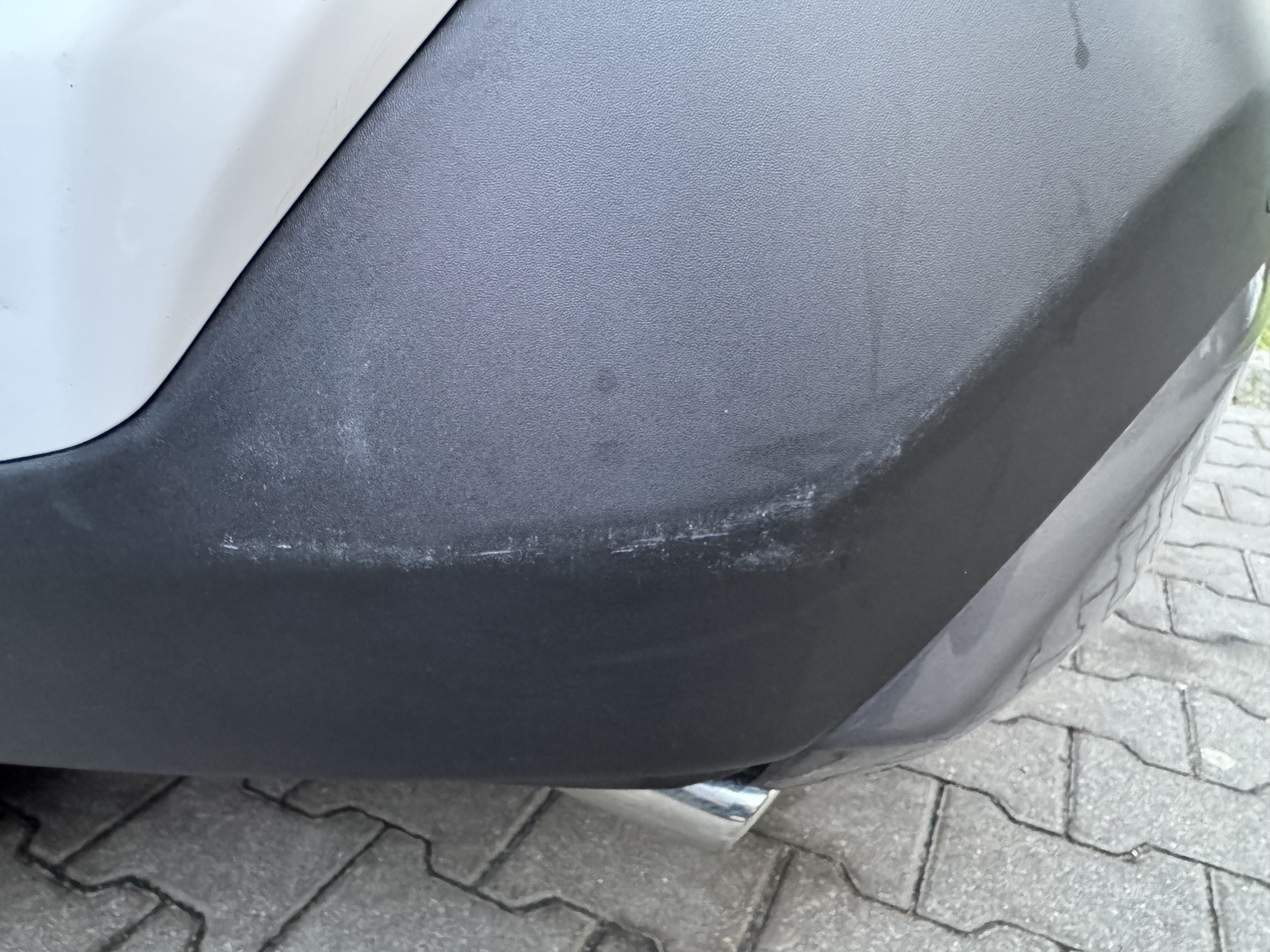 Pojazd o numerach WY843VP uczestniczył w wypadku