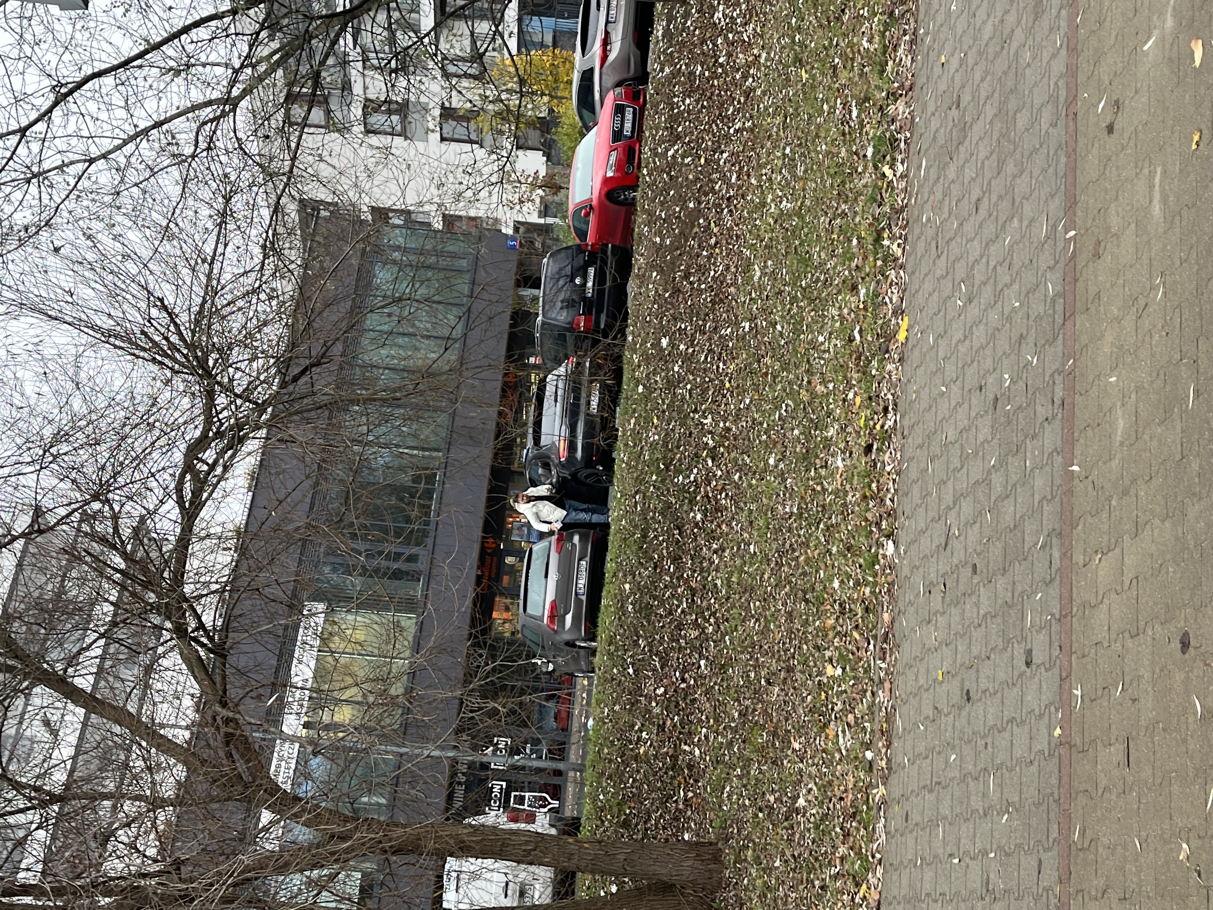 Pirat drogowy w pojeździe o numerach rejestracyjnych WY567EG