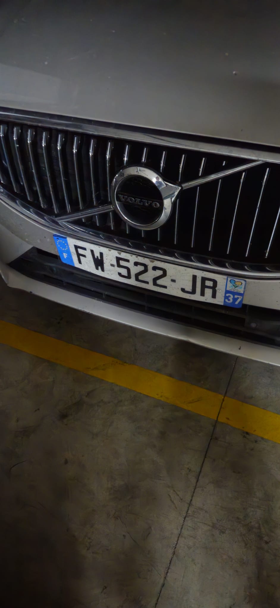 Mistrz parkowania w pojeździe o numerach FW522JR