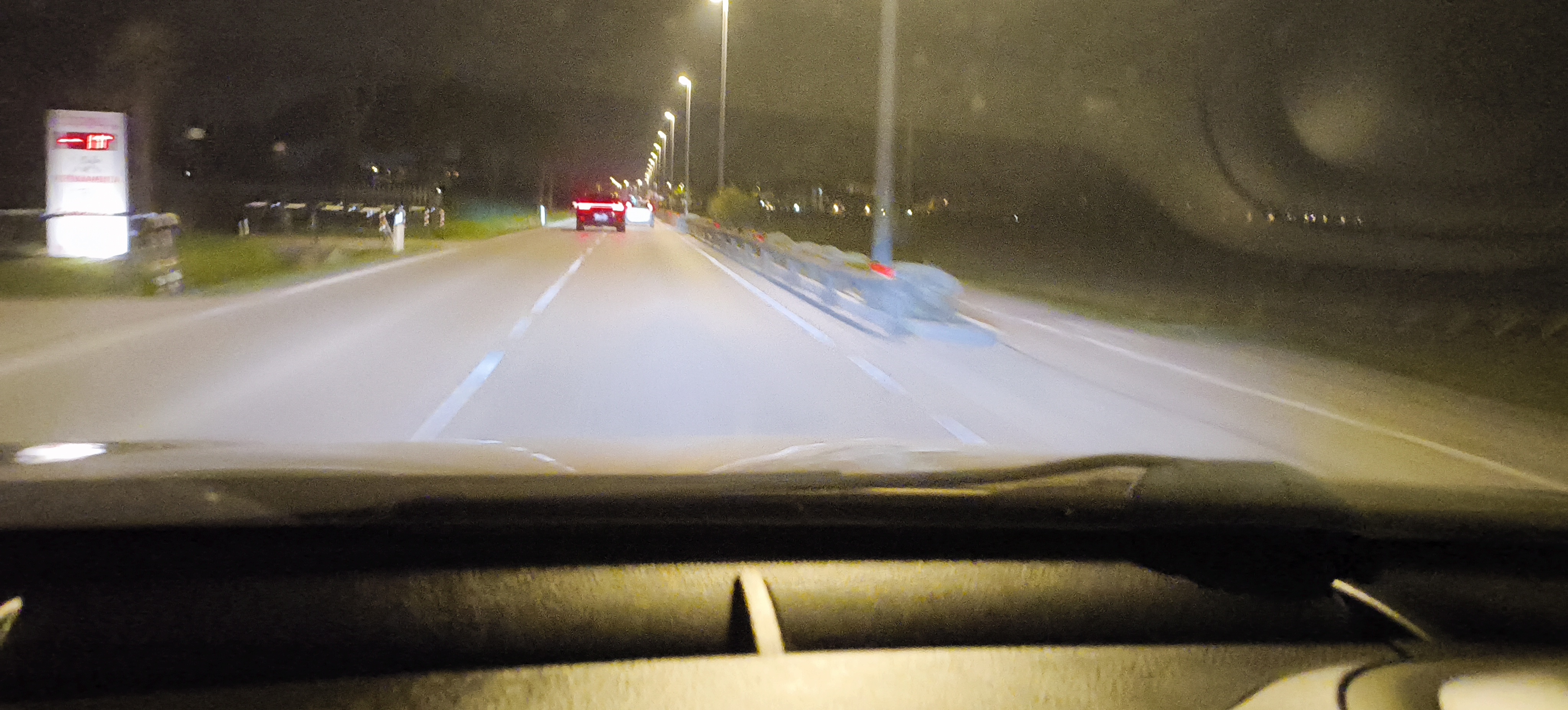 Pirat drogowy w pojeździe o numerach rejestracyjnych GB323NM