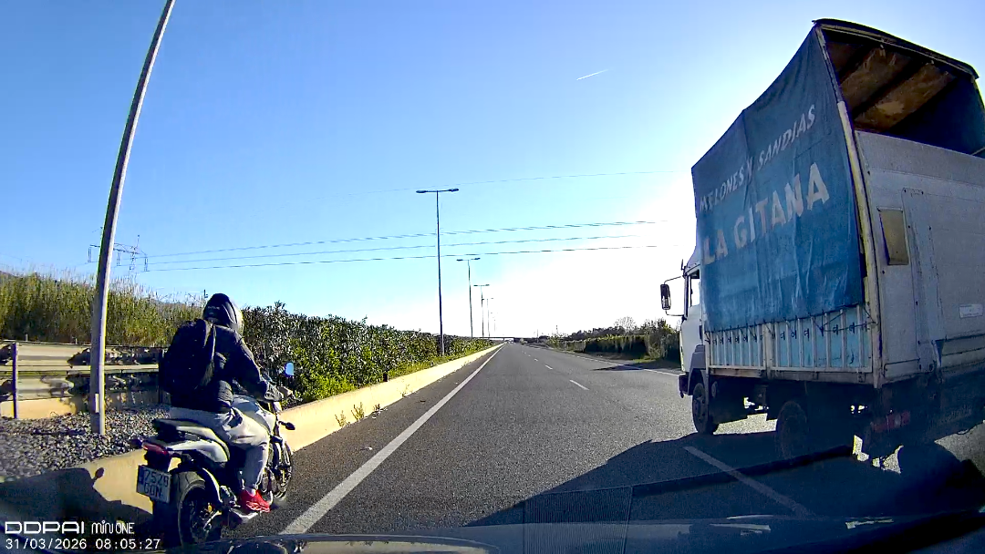 Pirat drogowy w pojeździe o numerach rejestracyjnych 7528GGN