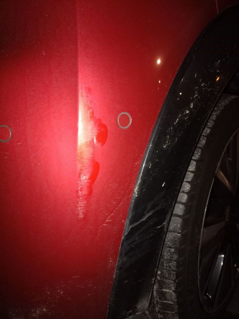 Pojazd o numerach DW7FL66 uczestniczył w wypadku