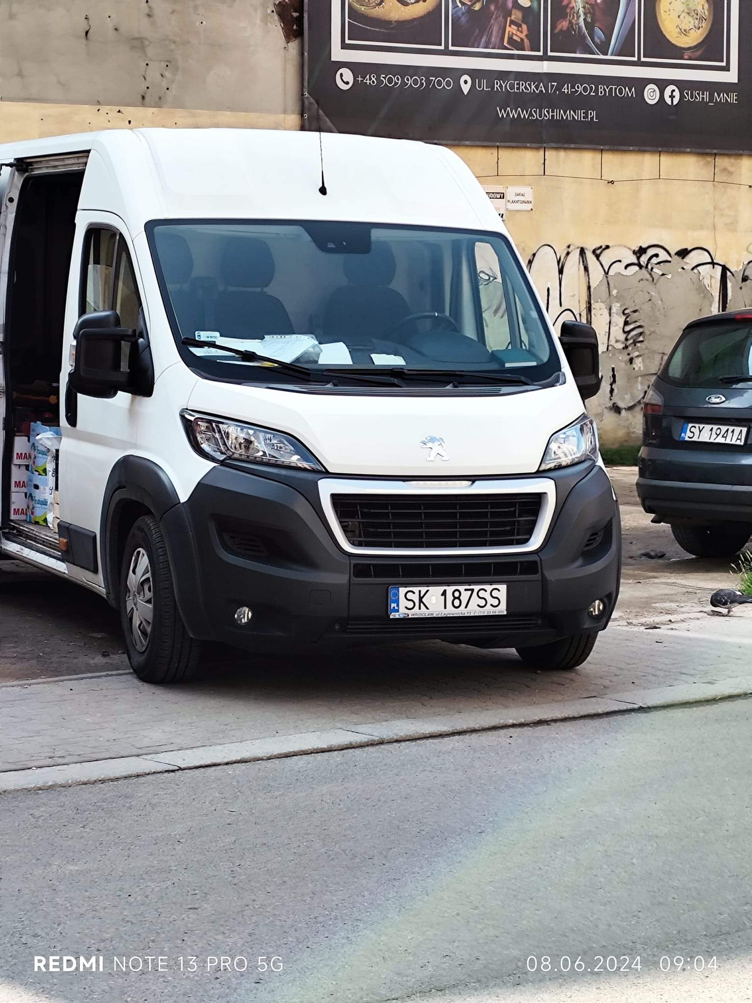 Mistrz parkowania w pojeździe o numerach SK187SS