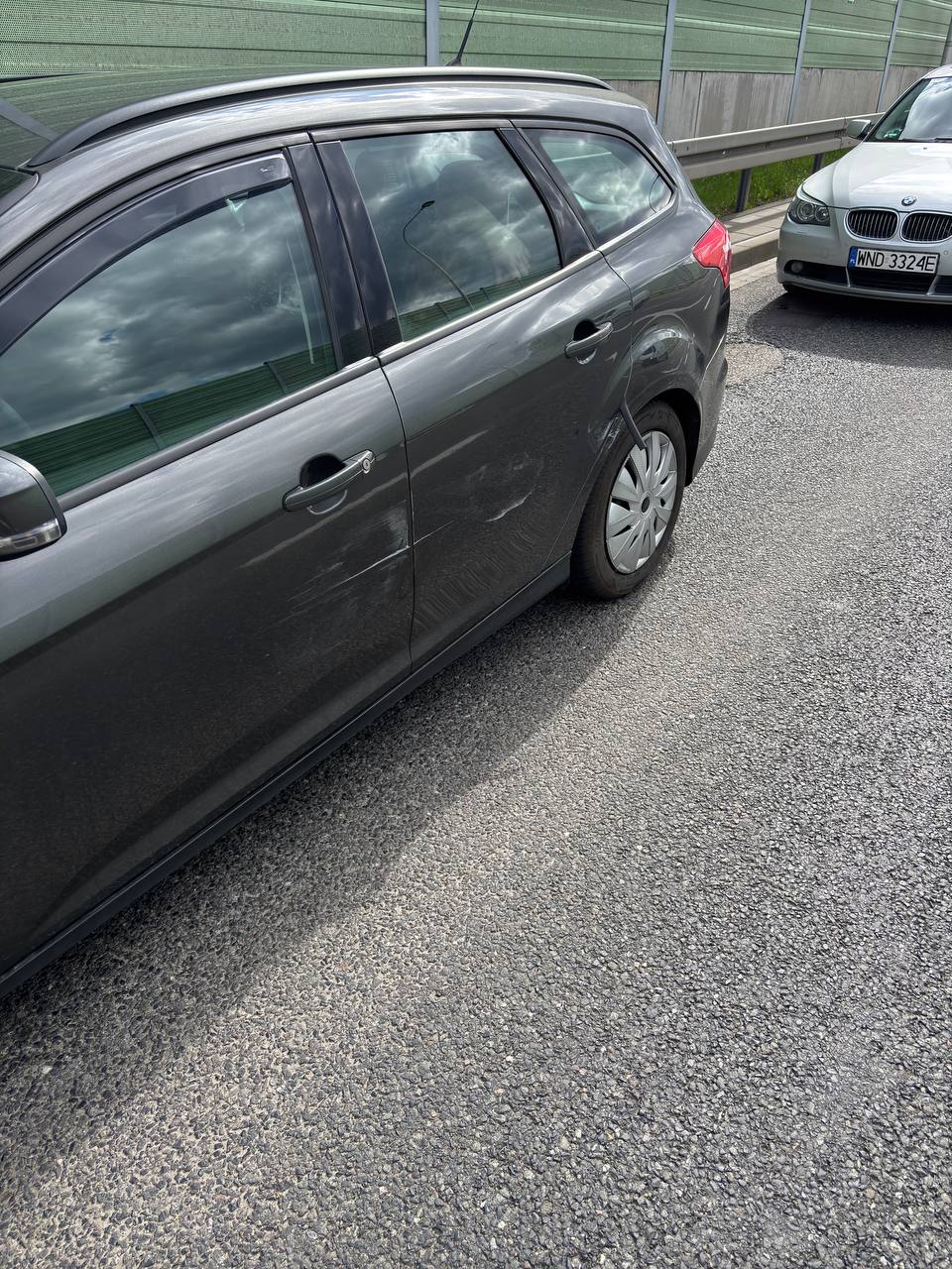 Pirat drogowy w pojeździe o numerach rejestracyjnych WND3324E