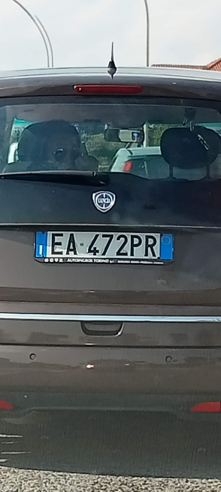 Mistrz parkowania w pojeździe o numerach EA472PR