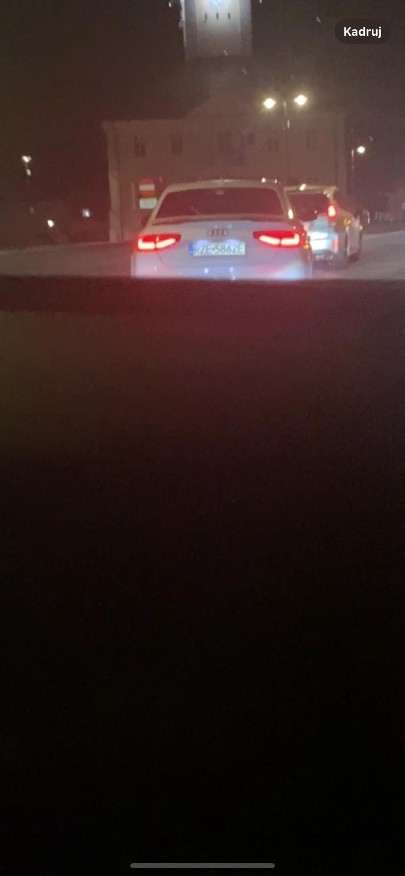 umiesz kuta.sie wyprzedzac lewym pasem czy awaryjnym musisz  przymulencu z białego szrota audi a4 w drodze ...