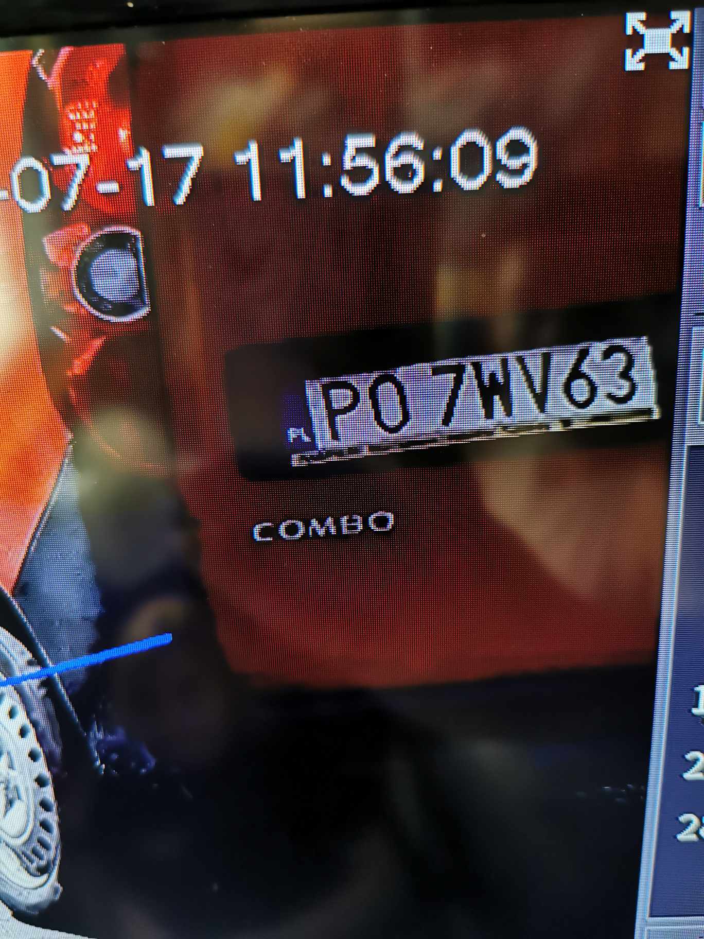 Pirat drogowy w pojeździe o numerach rejestracyjnych PO7WV63