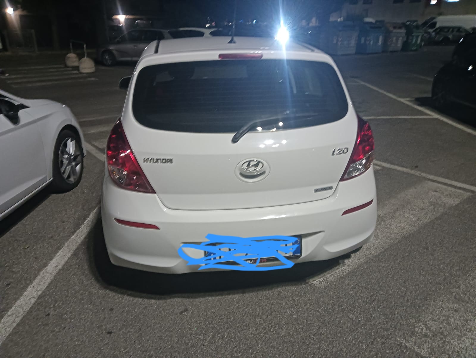 Mistrz parkowania w pojeździe o numerach EP175TT