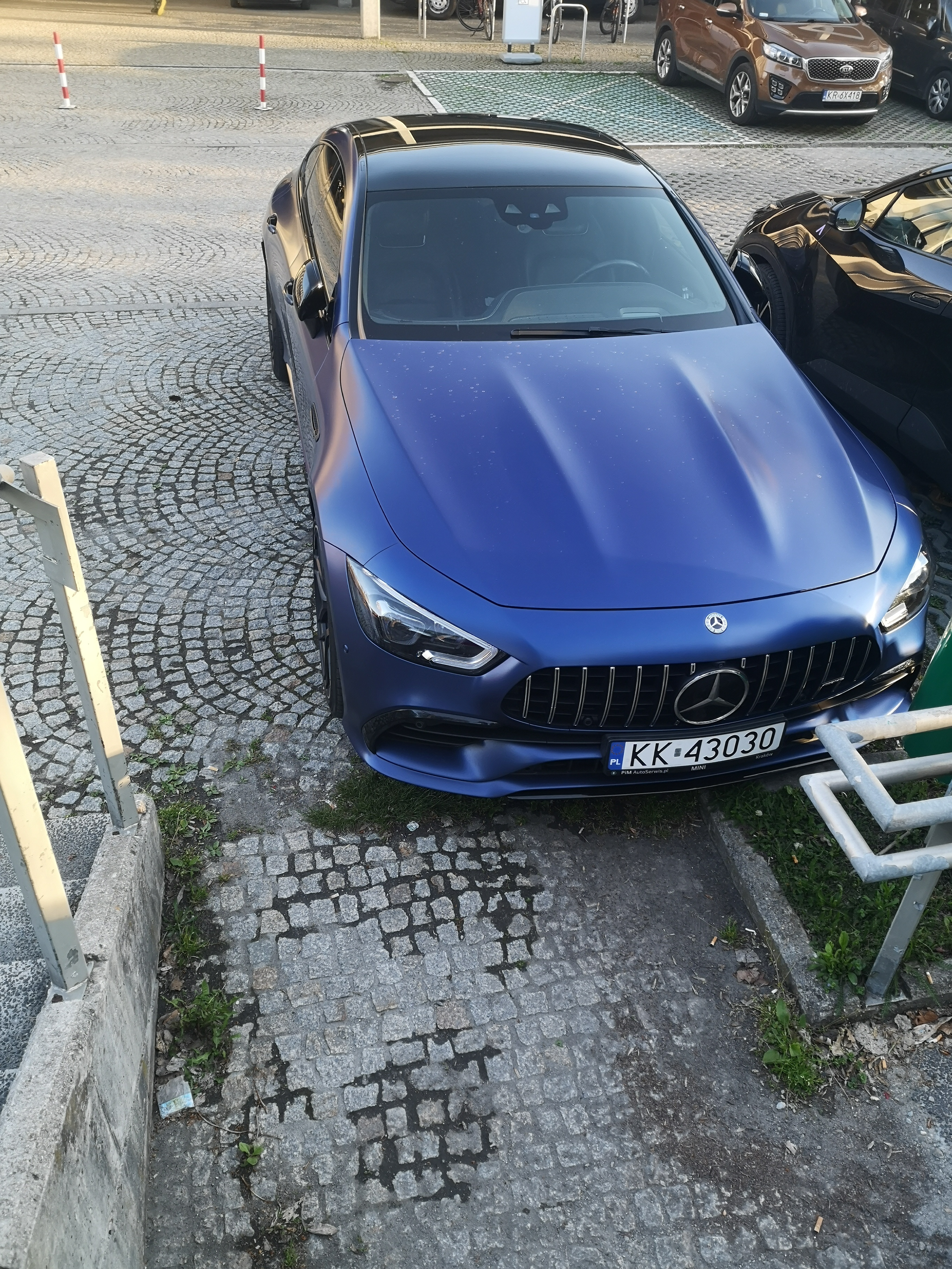 Mistrz parkowania w pojeździe o numerach KK43030