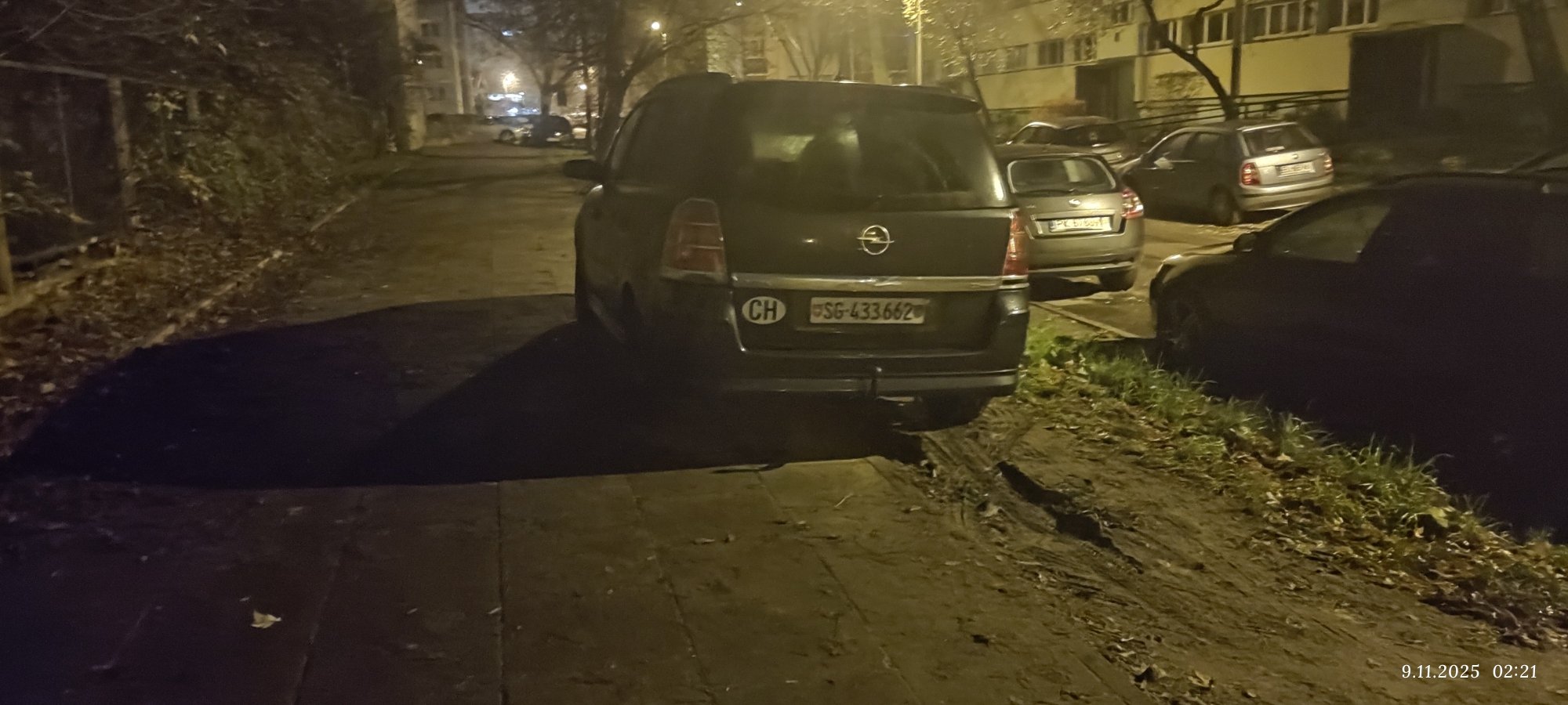 Mistrz parkowania w pojeździe o numerach SG433662